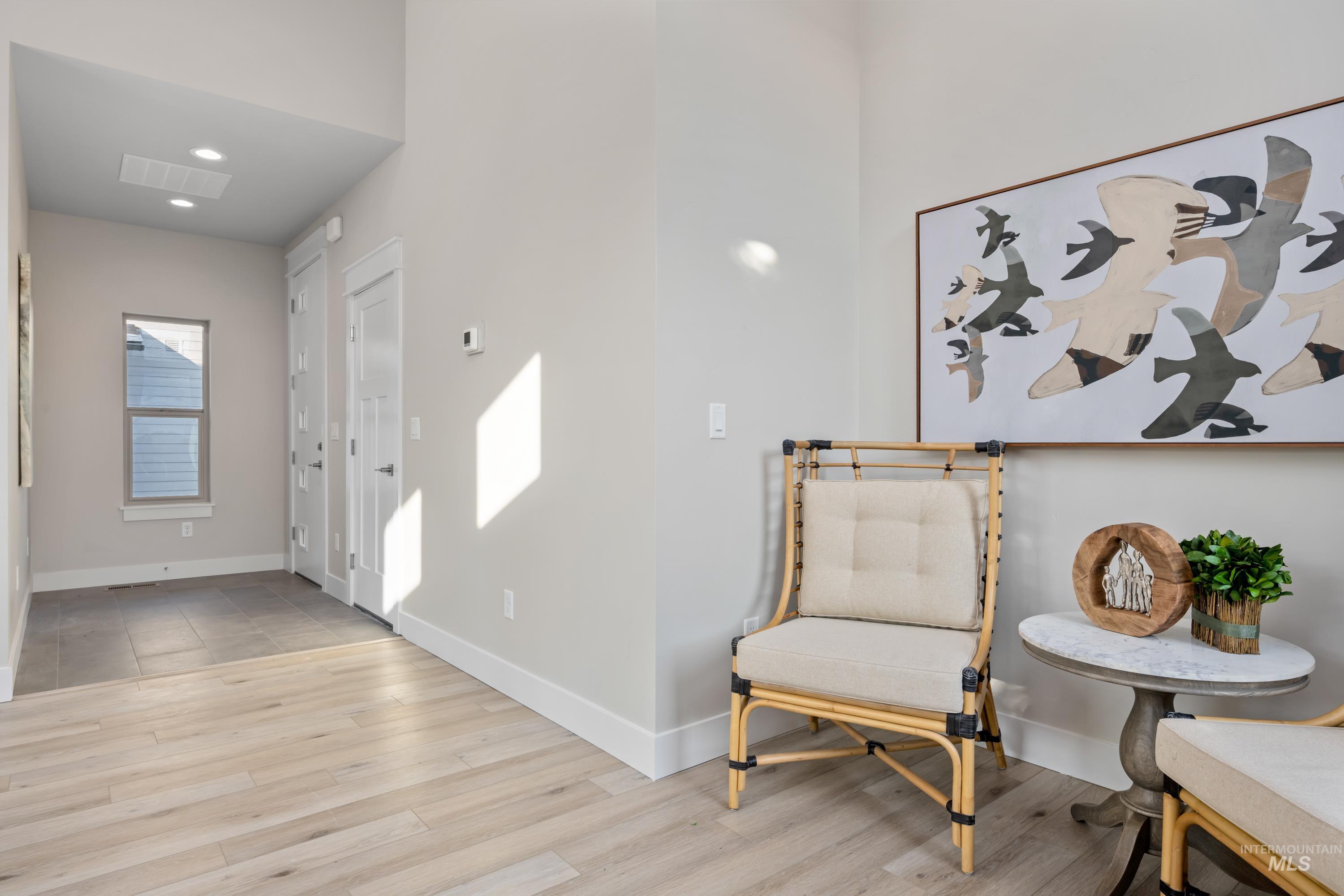 5801 W Castle Drive Property Photo 3