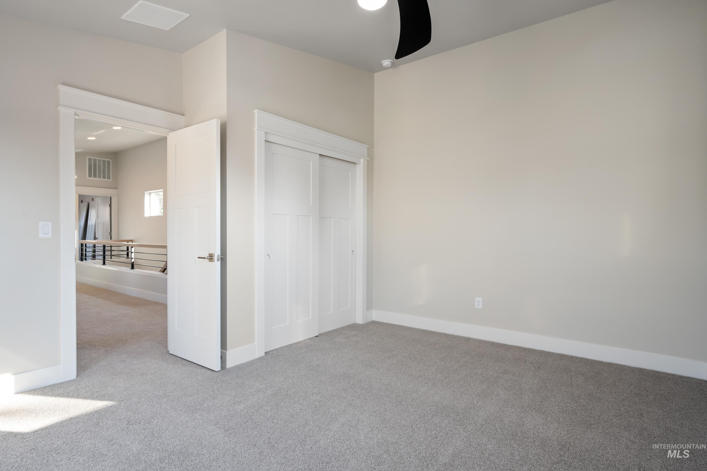 5801 W Castle Drive Property Photo 29