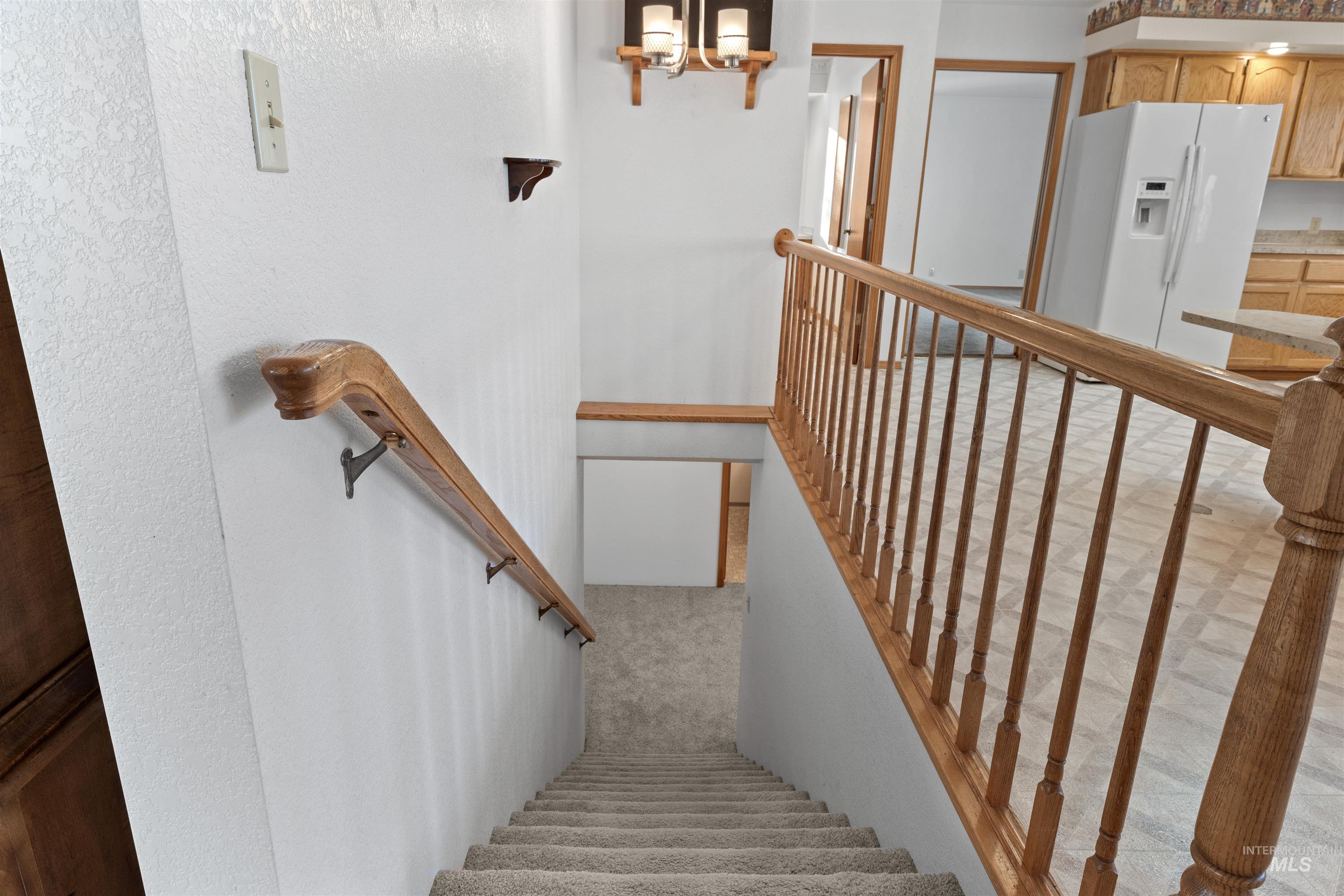 805 Broadway Street Property Photo 20