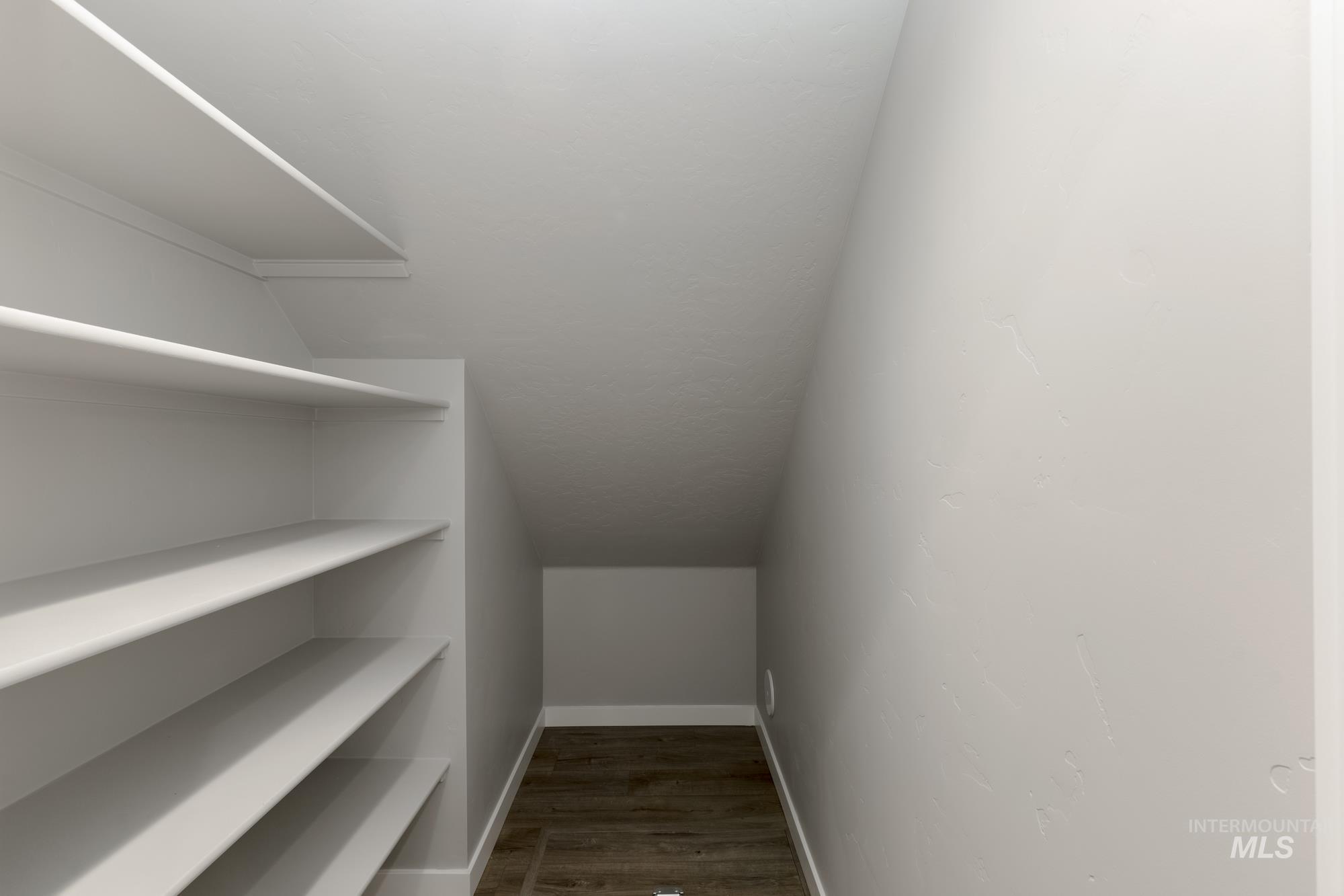 2120 S Saltbrush Way Property Photo 8