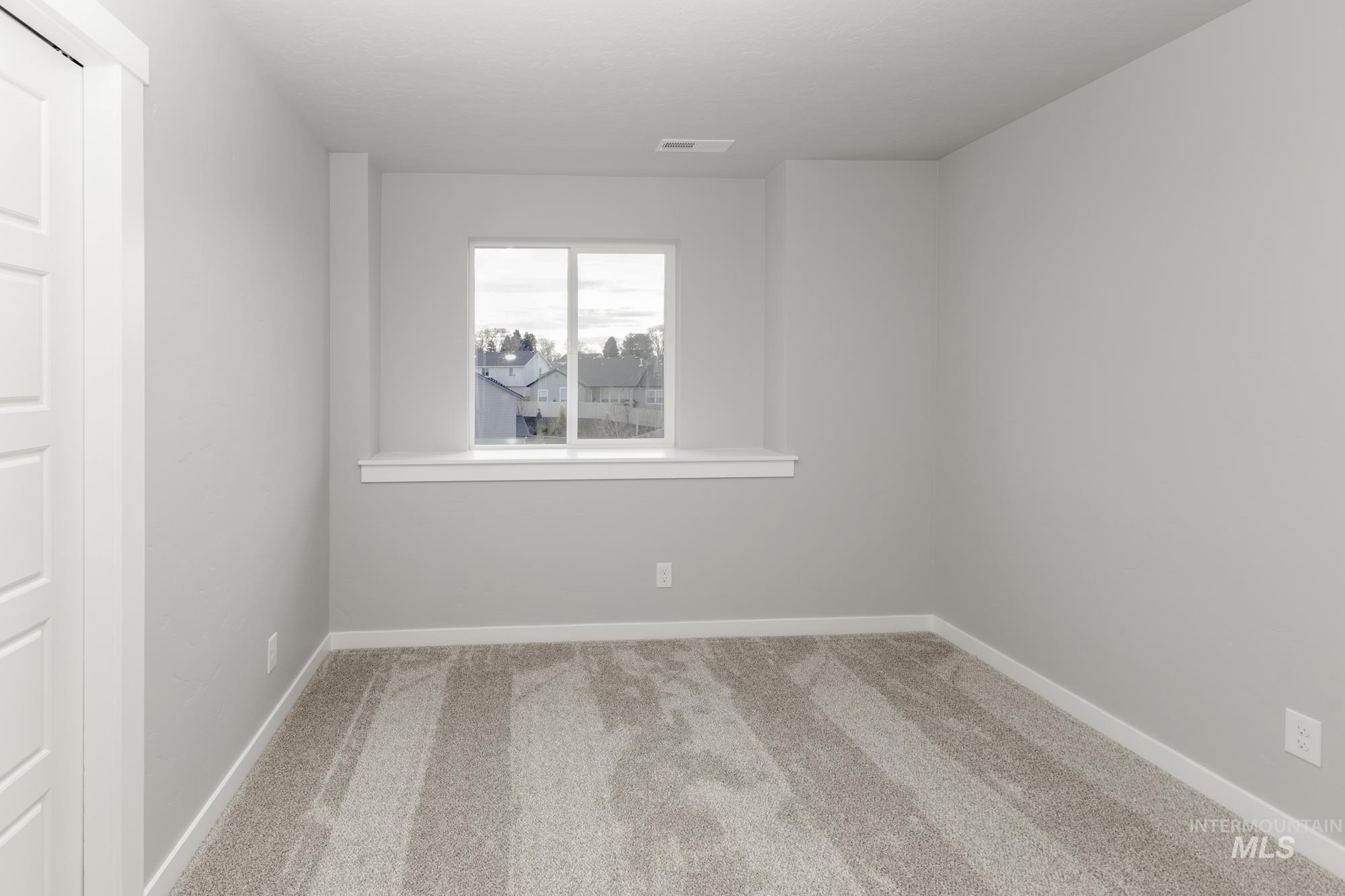 2120 S Saltbrush Way Property Photo 13