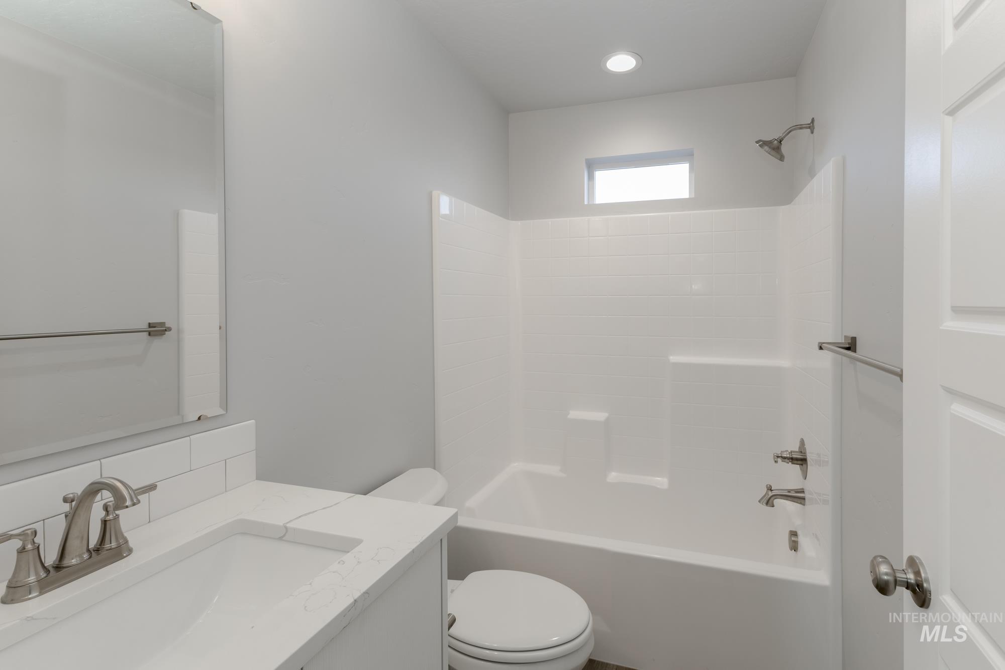 2120 S Saltbrush Way Property Photo 15