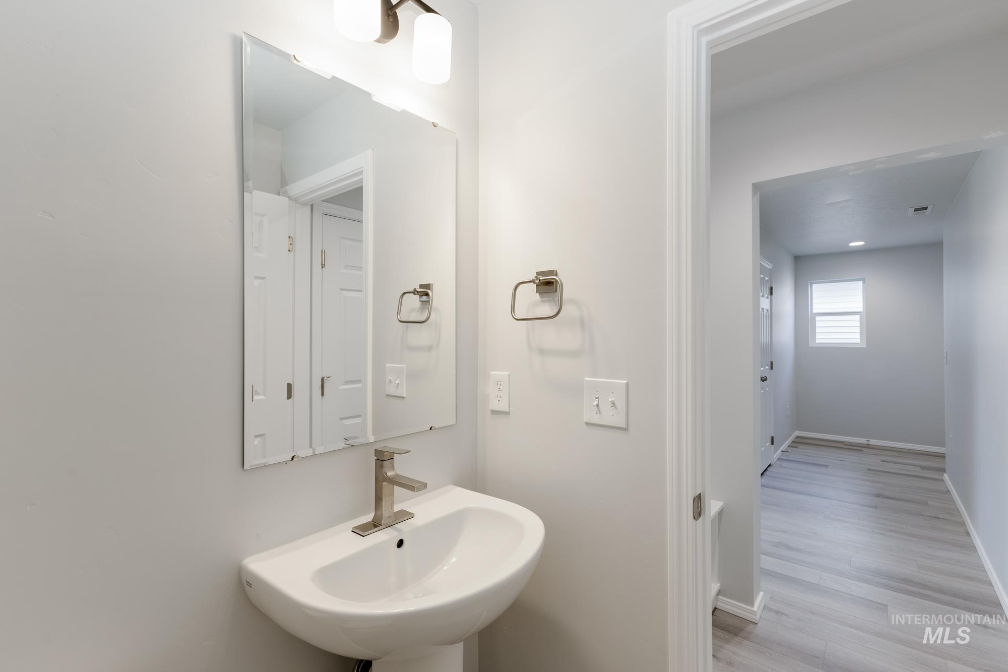 48 S Woodland Grove Way Property Photo 7