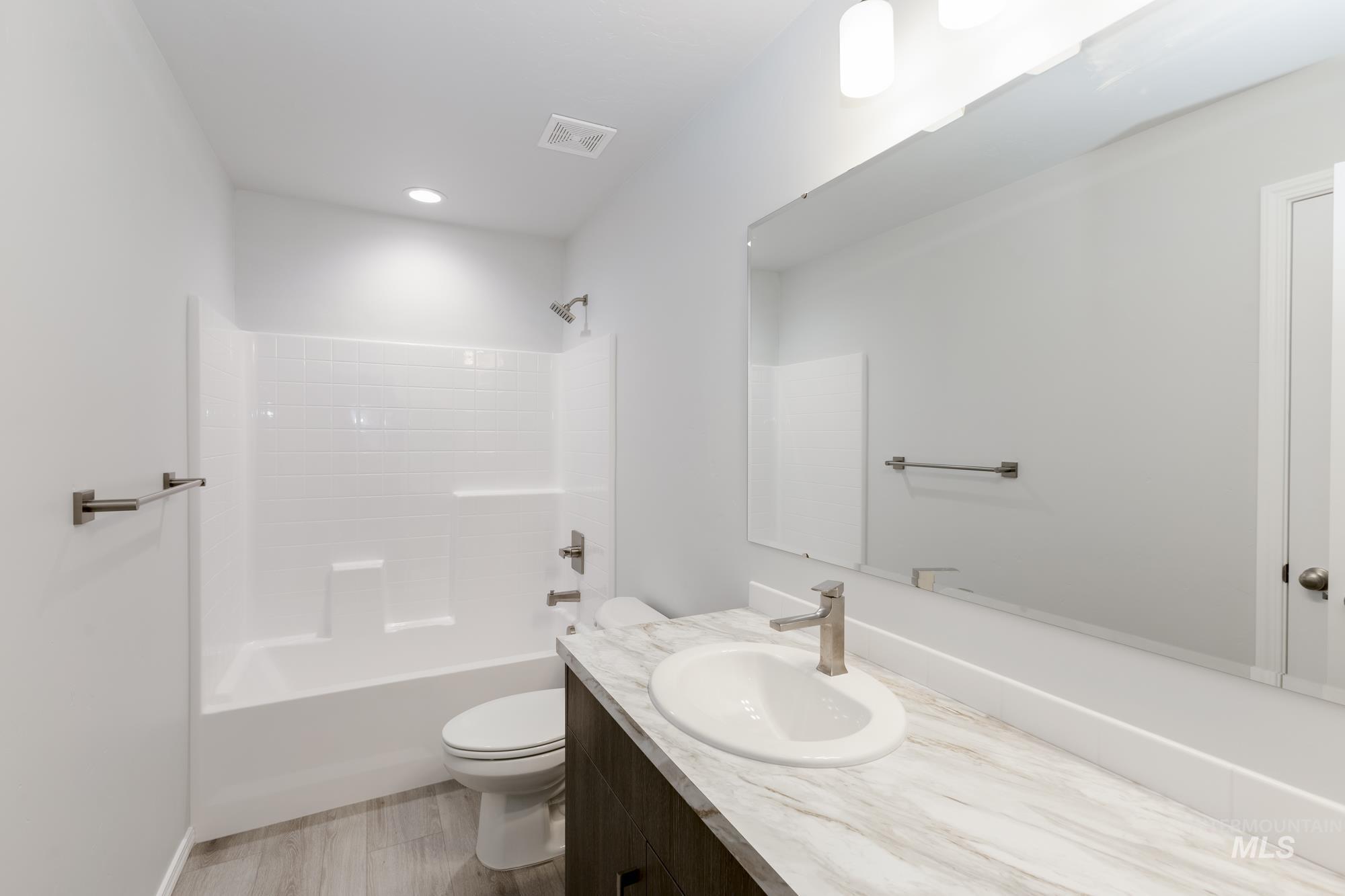 48 S Woodland Grove Way Property Photo 10