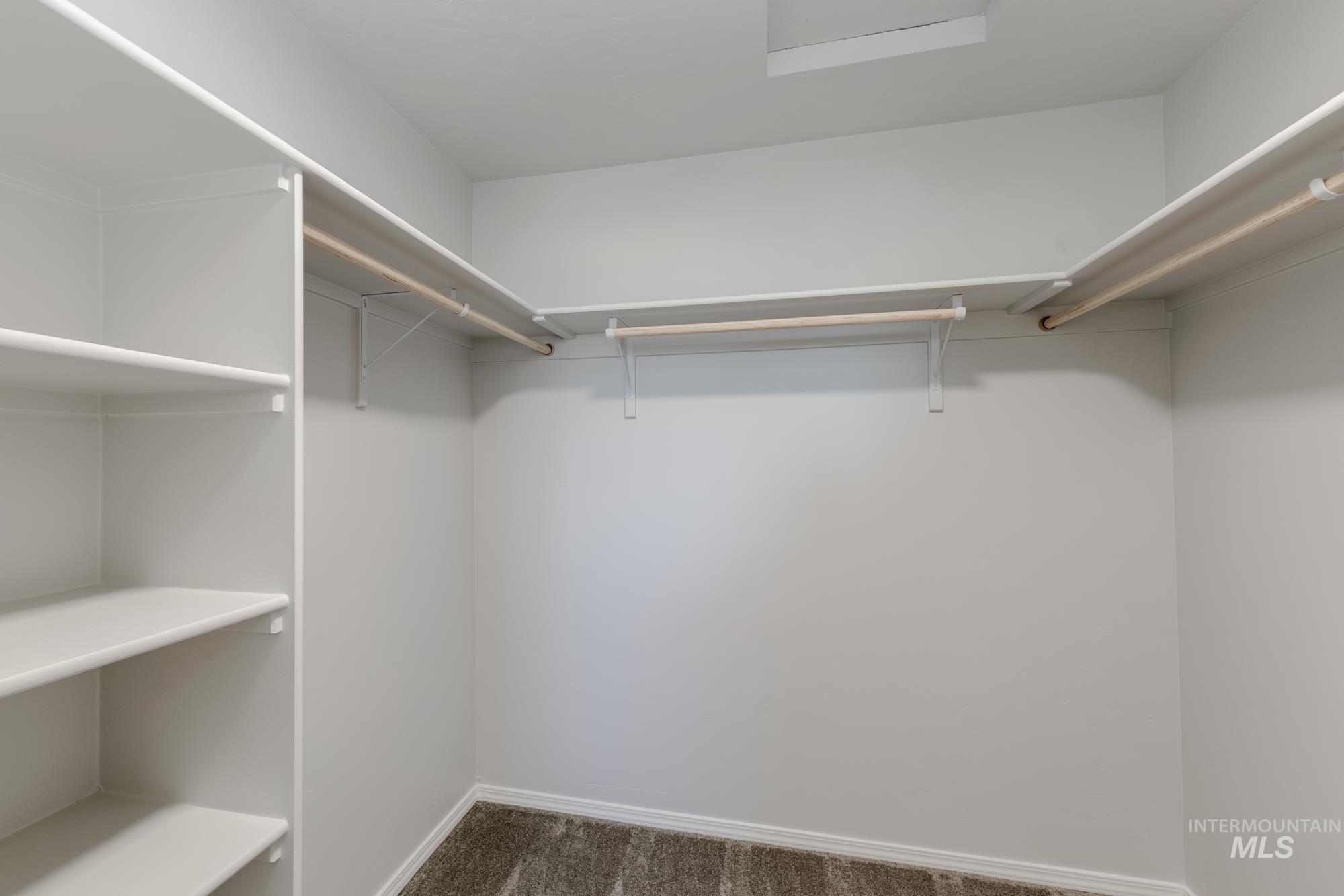 48 S Woodland Grove Way Property Photo 16