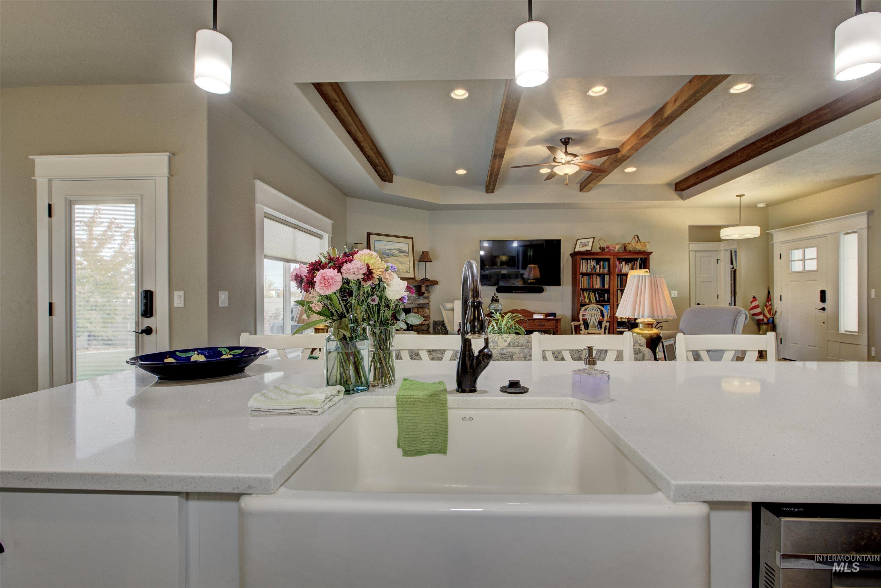 219 Appalachian St Property Photo 14