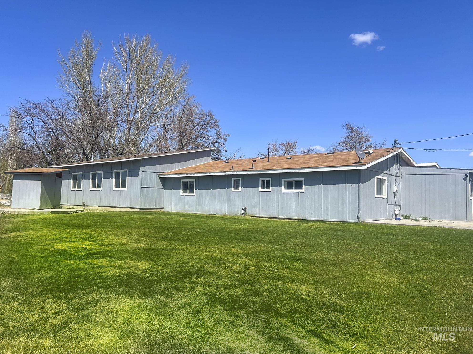 123 E 400 S Property Photo 4
