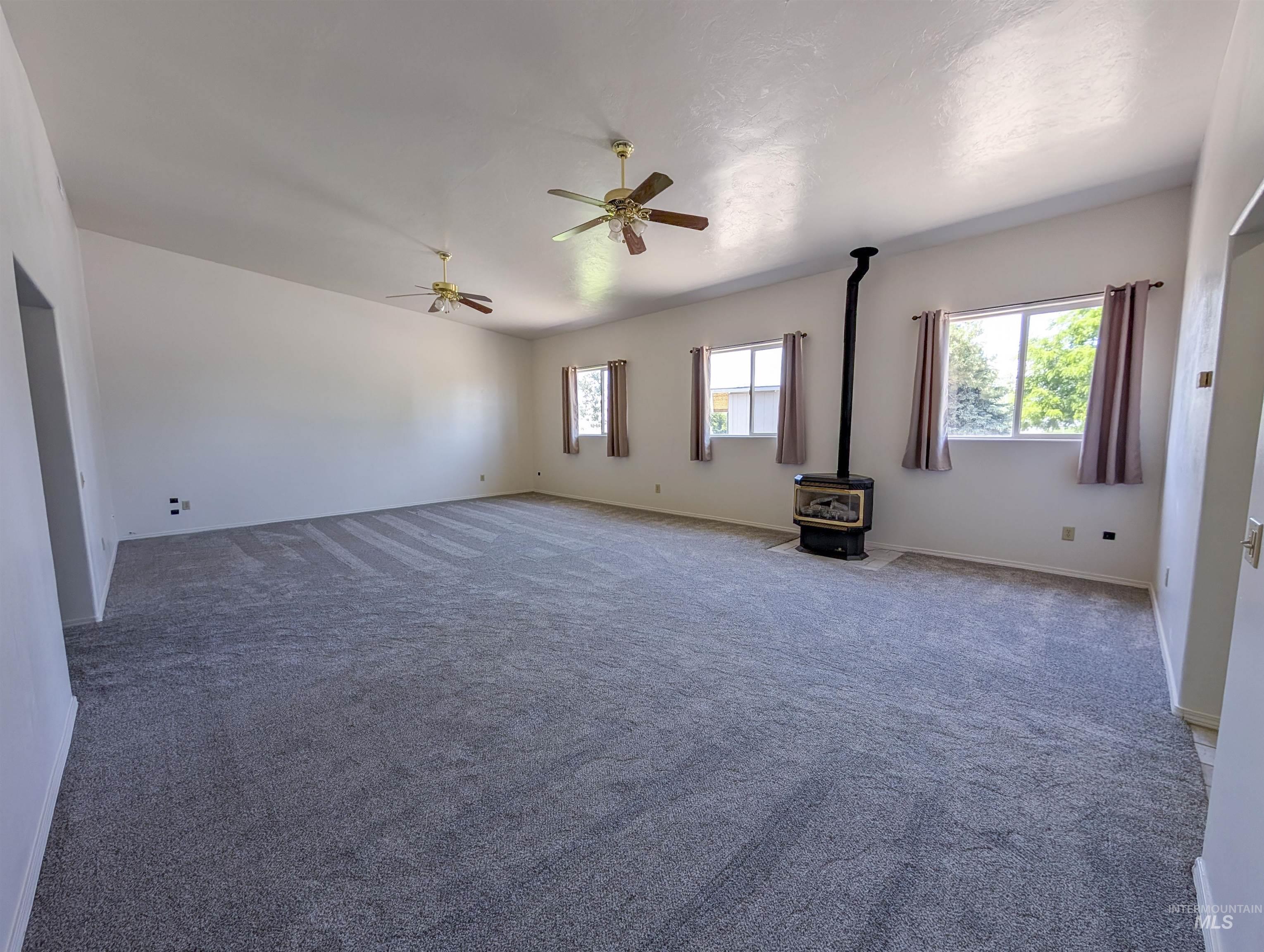 123 E 400 S Property Photo 8