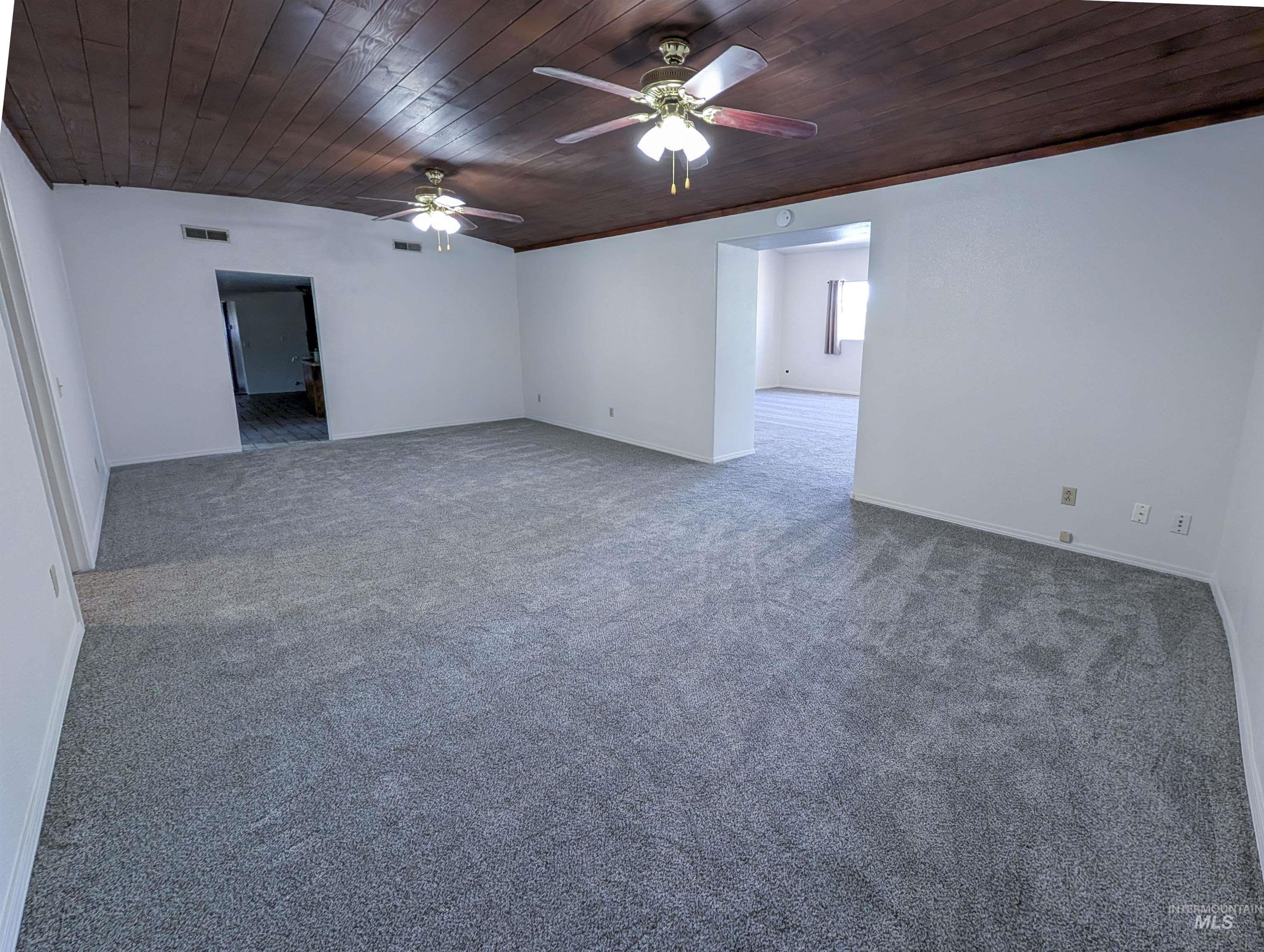 123 E 400 S Property Photo 10