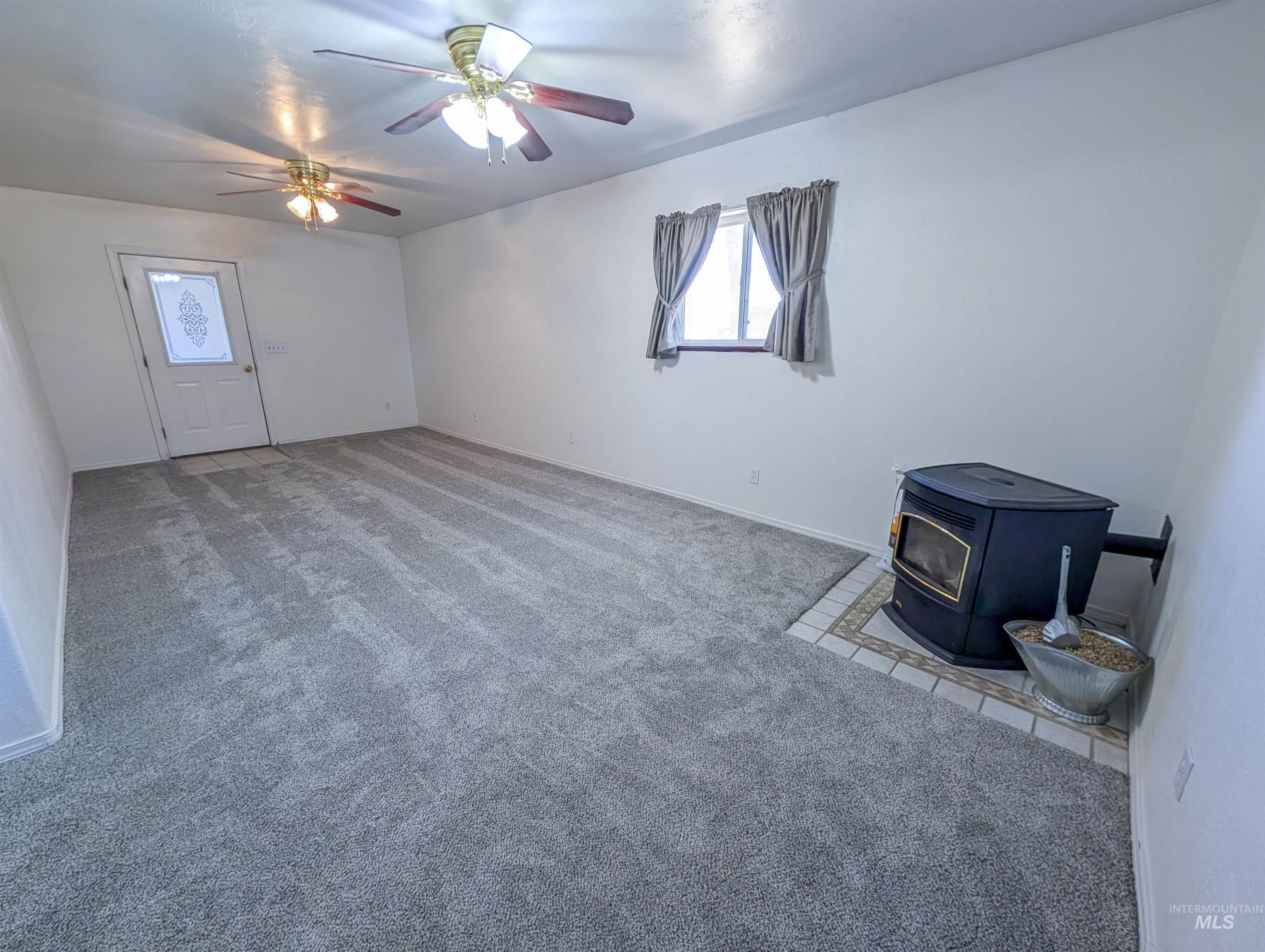 123 E 400 S Property Photo 14