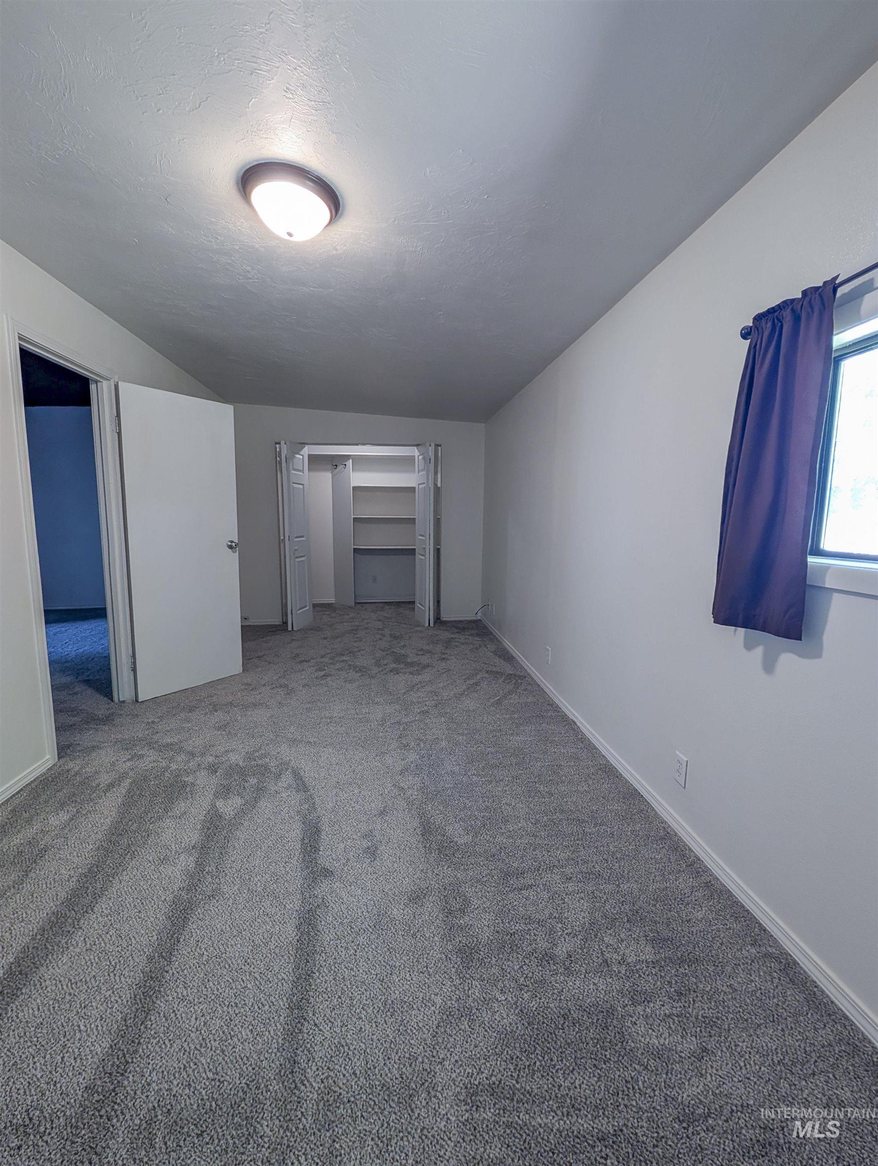 123 E 400 S Property Photo 16