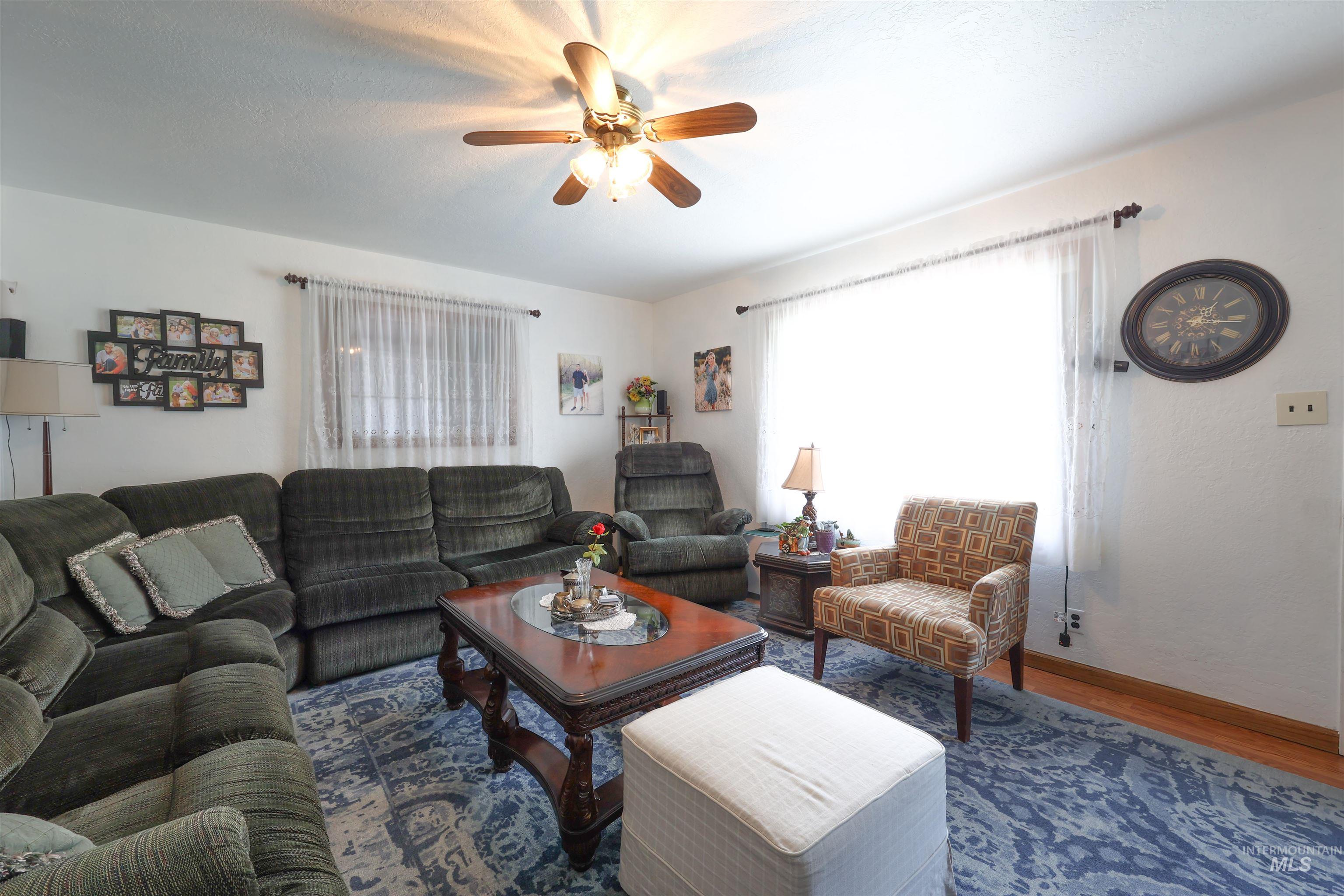 587 Madison Street Property Photo 8