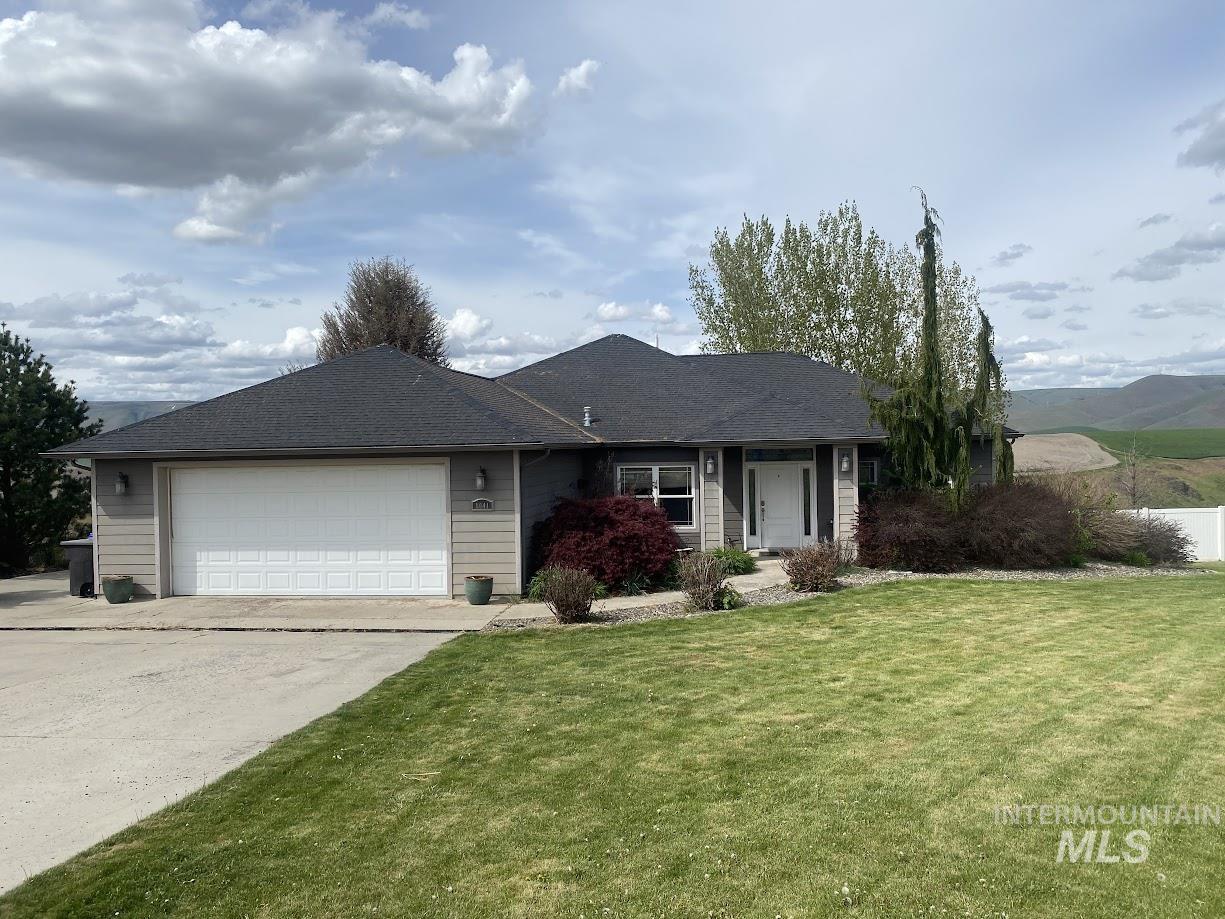 1041 Bighorn Dr Property Photo 1