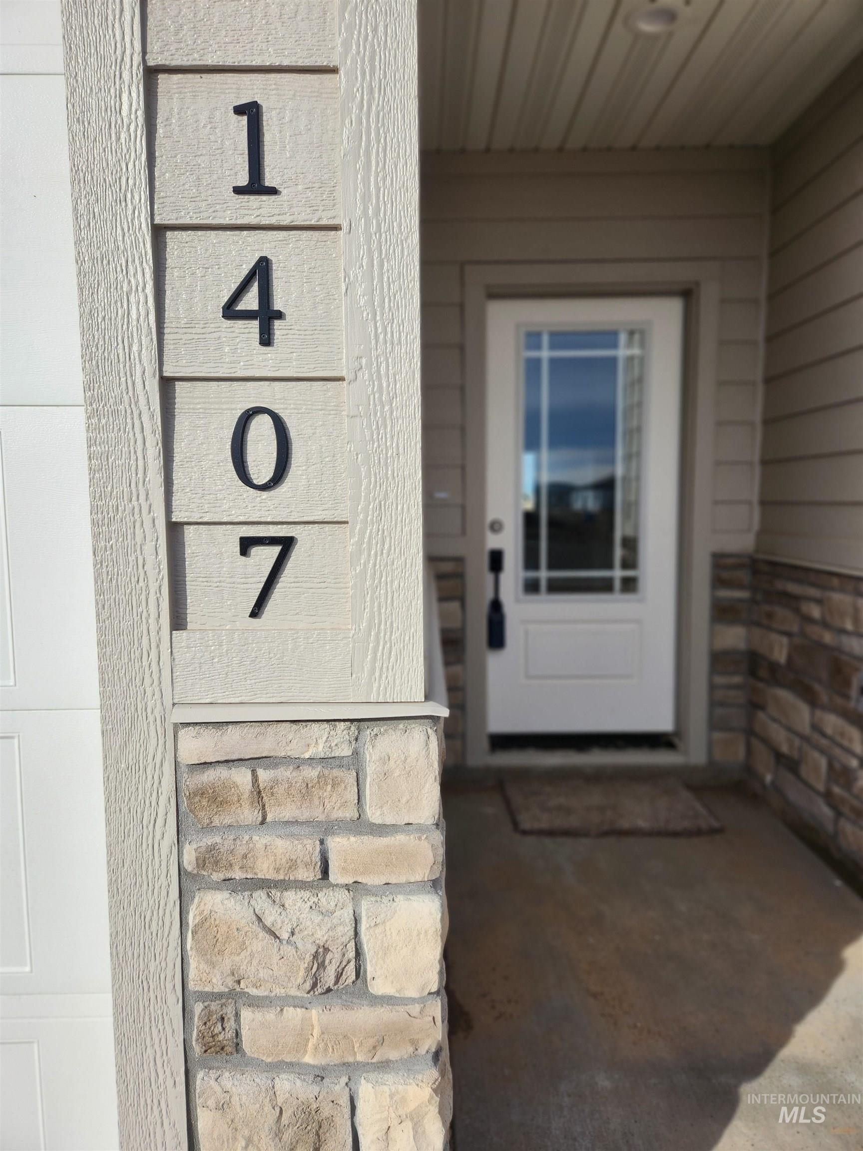 1407 Moss Ave Property Photo 1