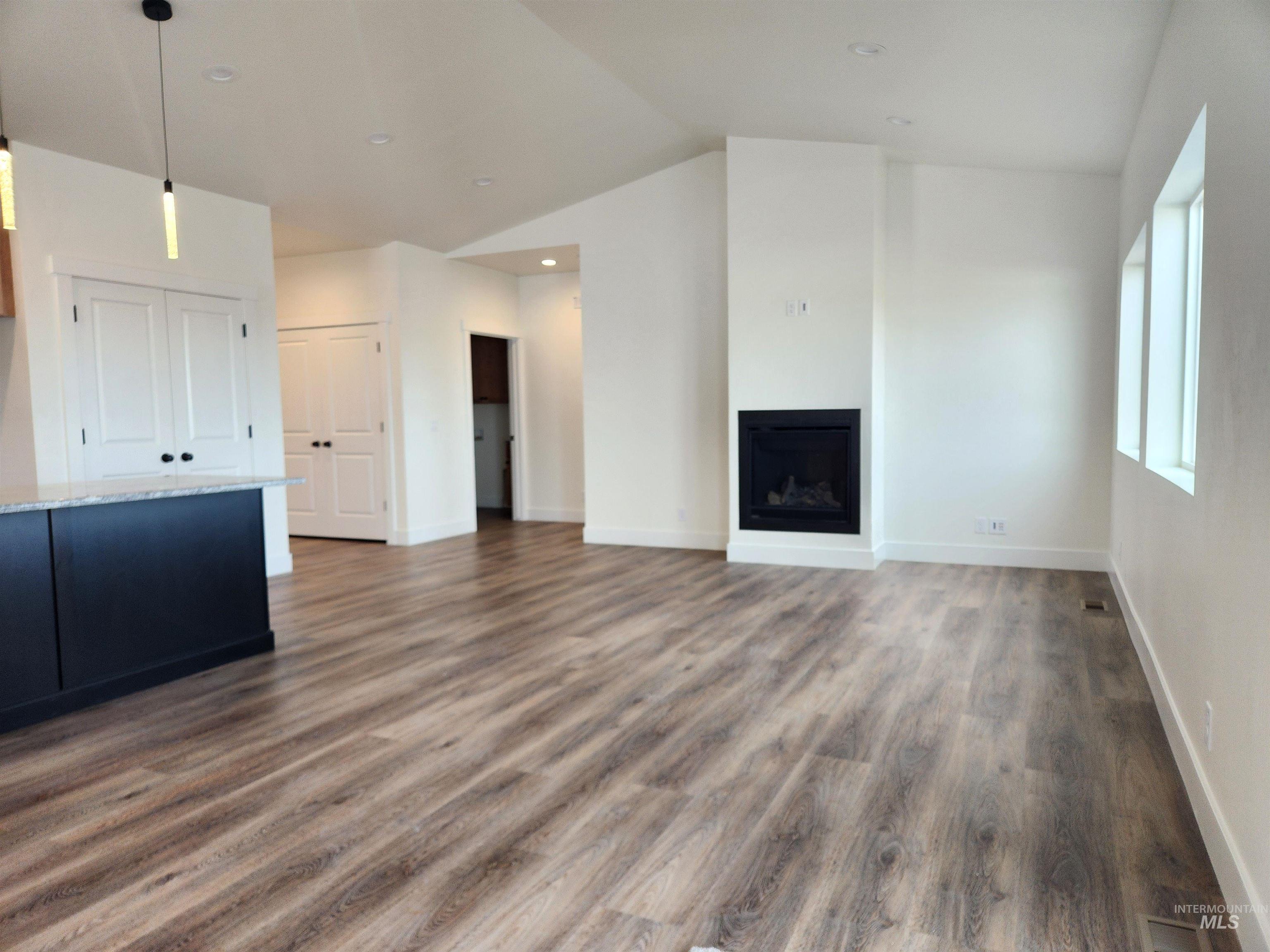 1407 Moss Ave Property Photo 9