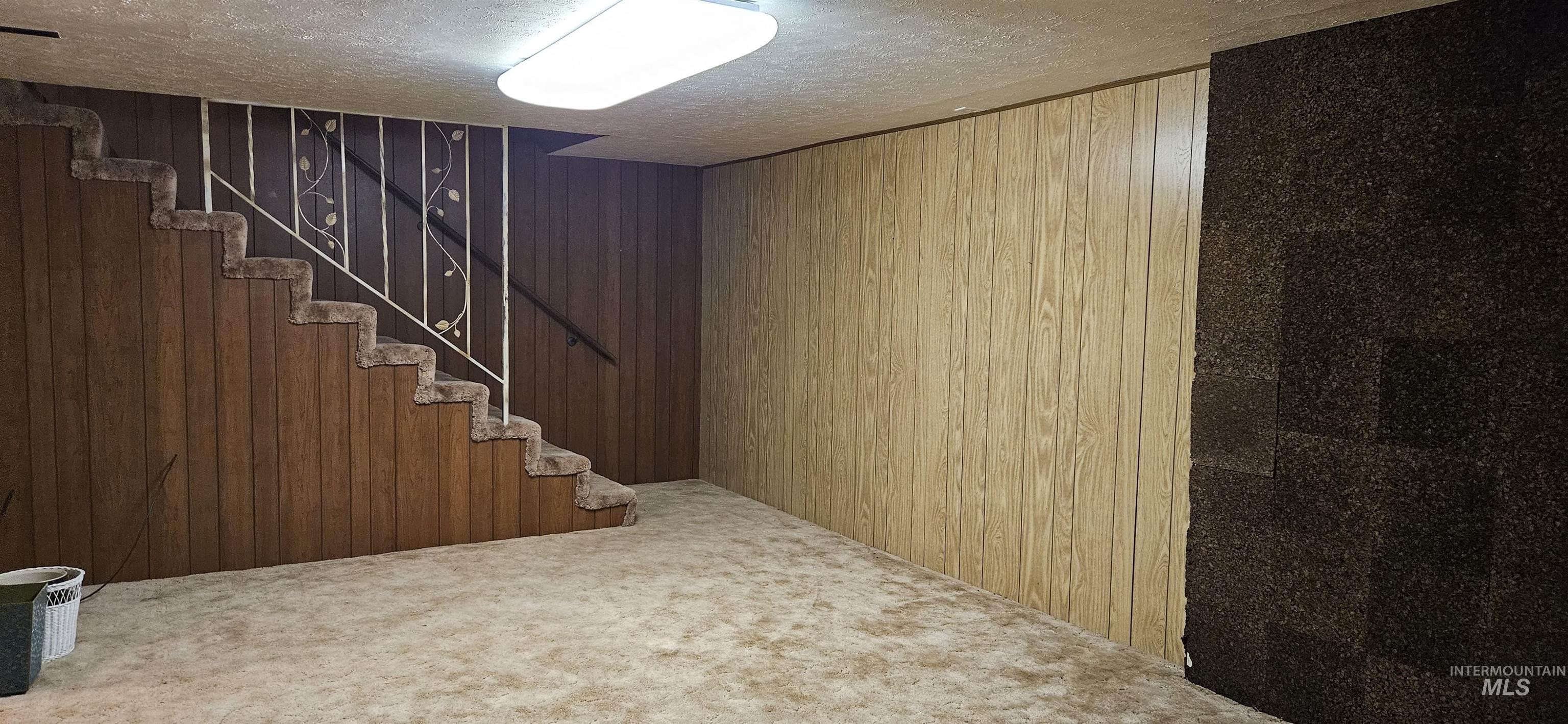 268 Heyburn Ave W Property Photo 22