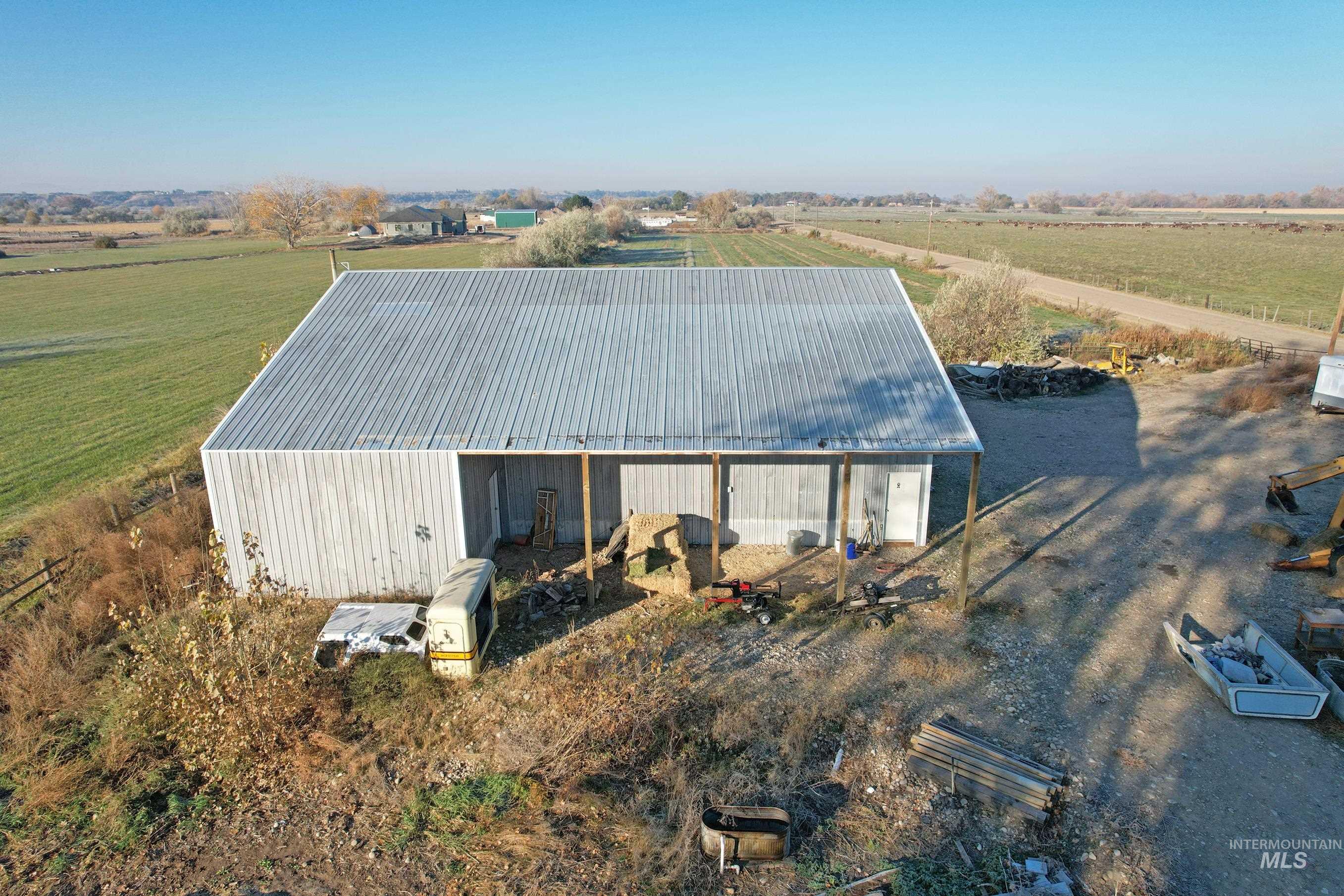 23983 Centerpoint Rd Property Photo 2