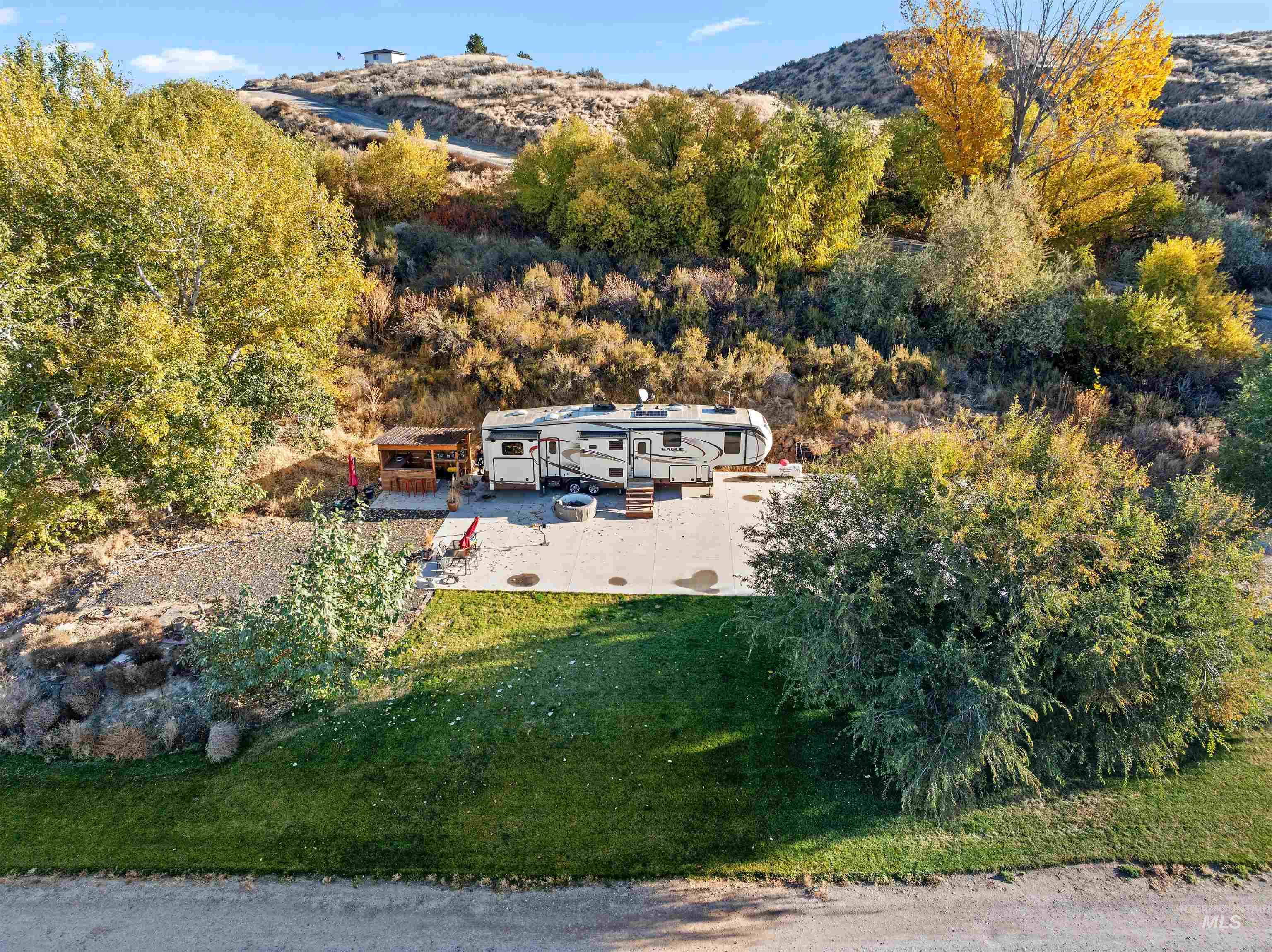 3759 Vista Ridge Ln Property Photo 13