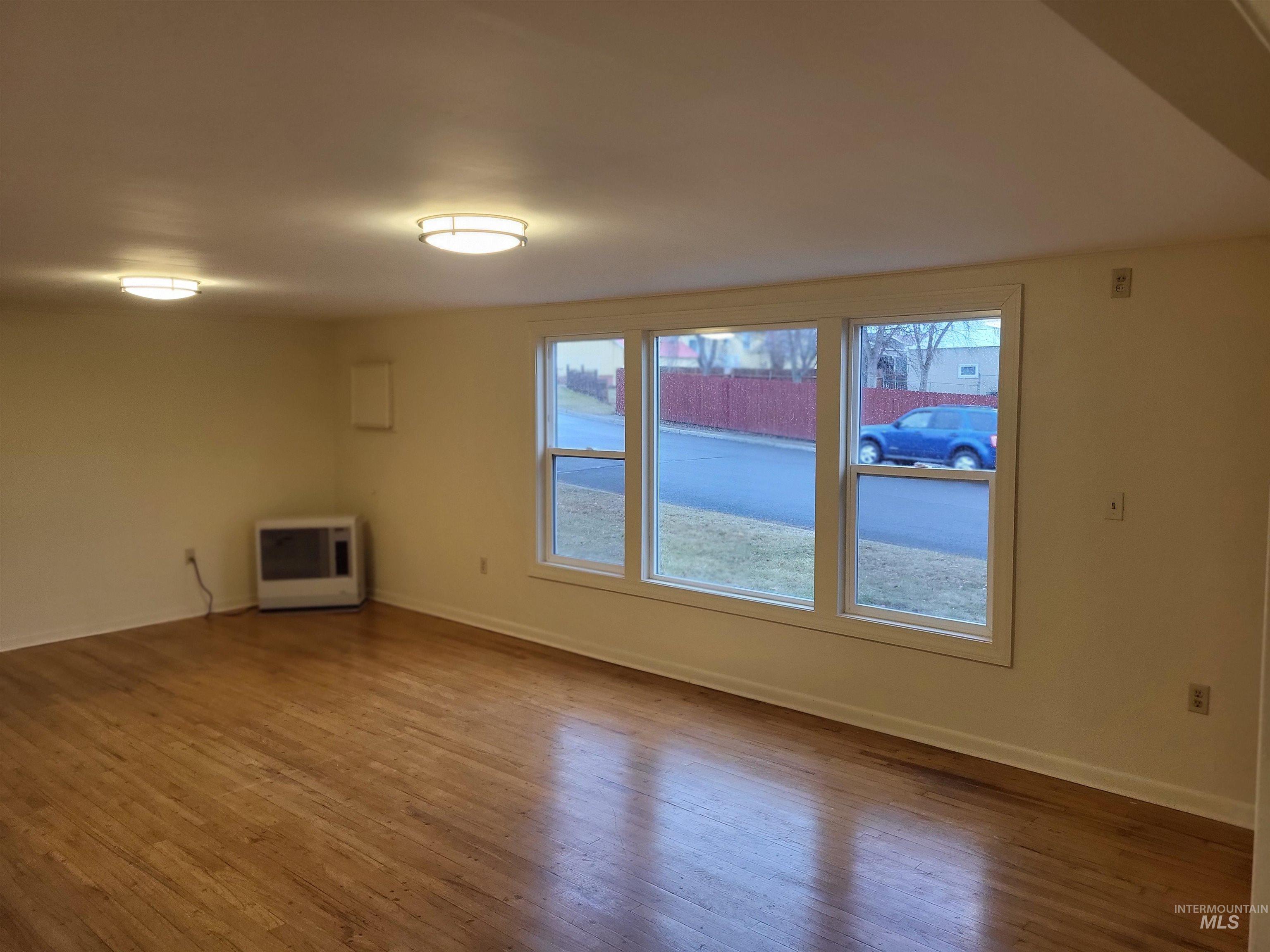 624 Lincoln Avenue Property Photo 10