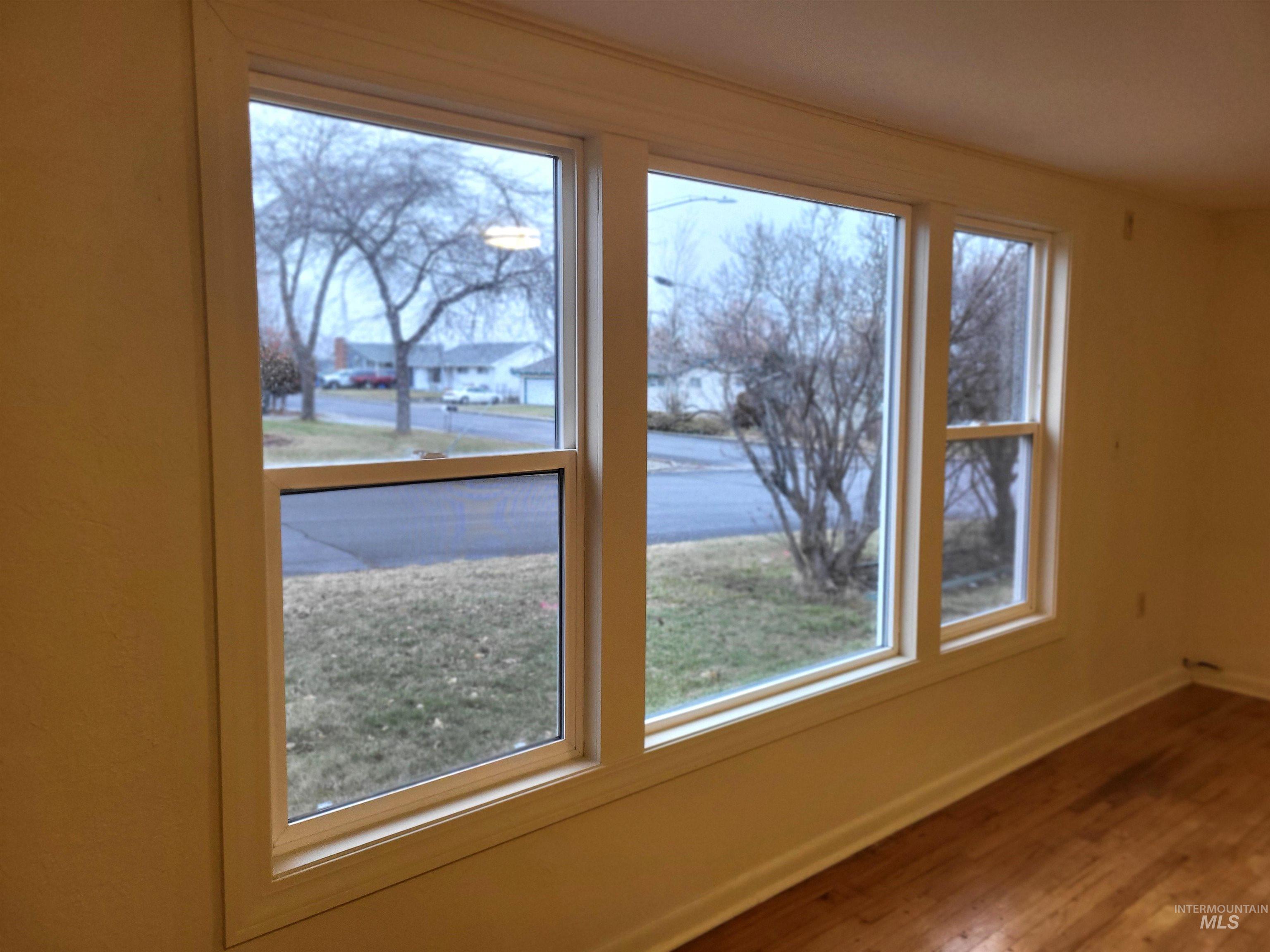 624 Lincoln Avenue Property Photo 12