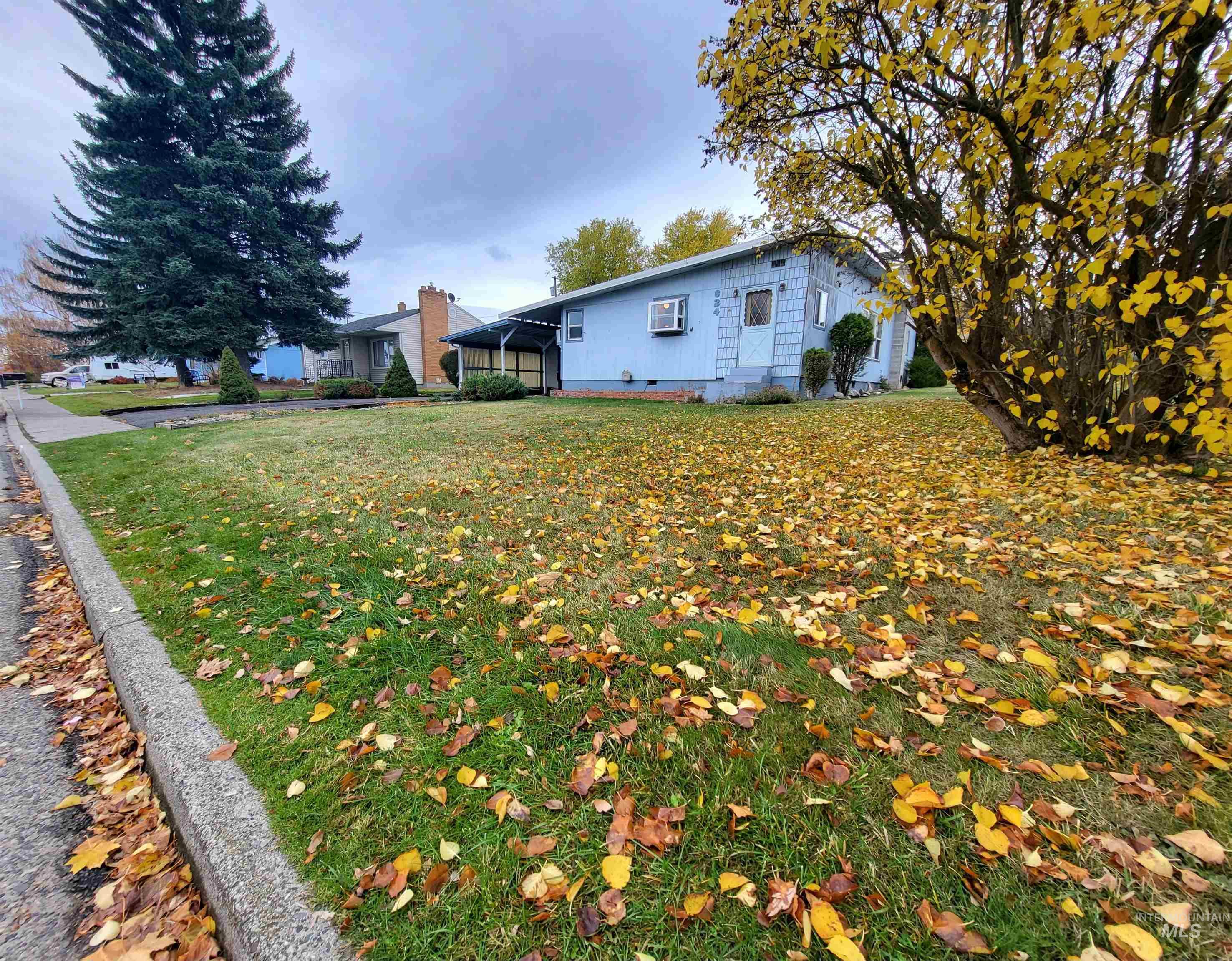 624 Lincoln Avenue Property Photo 23