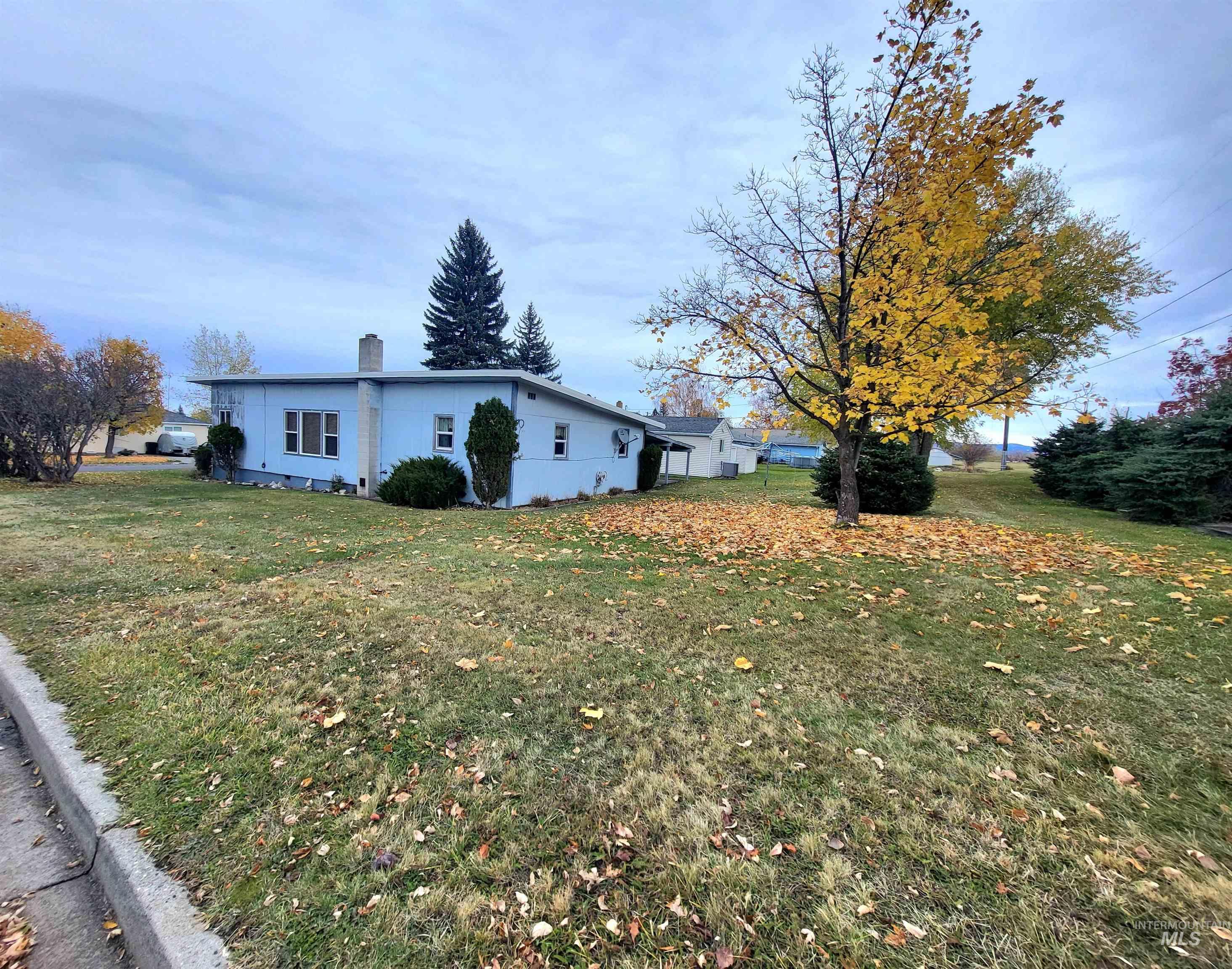 624 Lincoln Avenue Property Photo 27