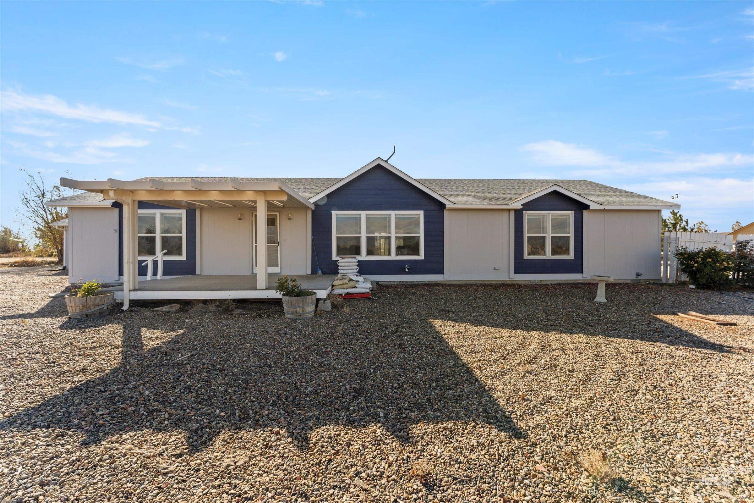 19345 N Del Norte Pl Property Photo 1