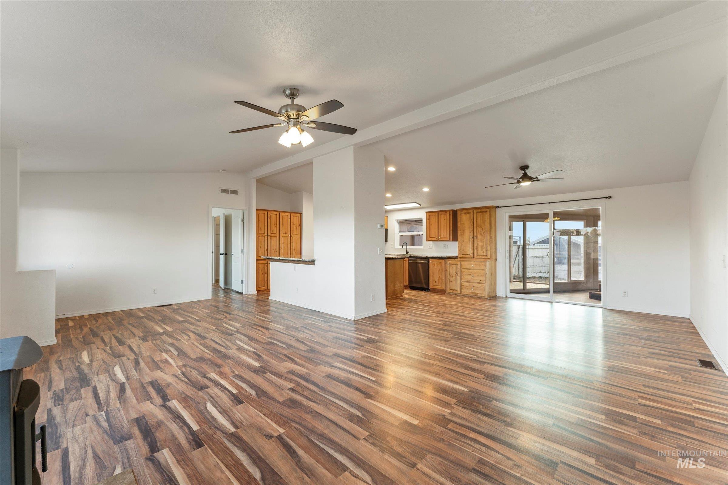 19345 N Del Norte Pl Property Photo 5