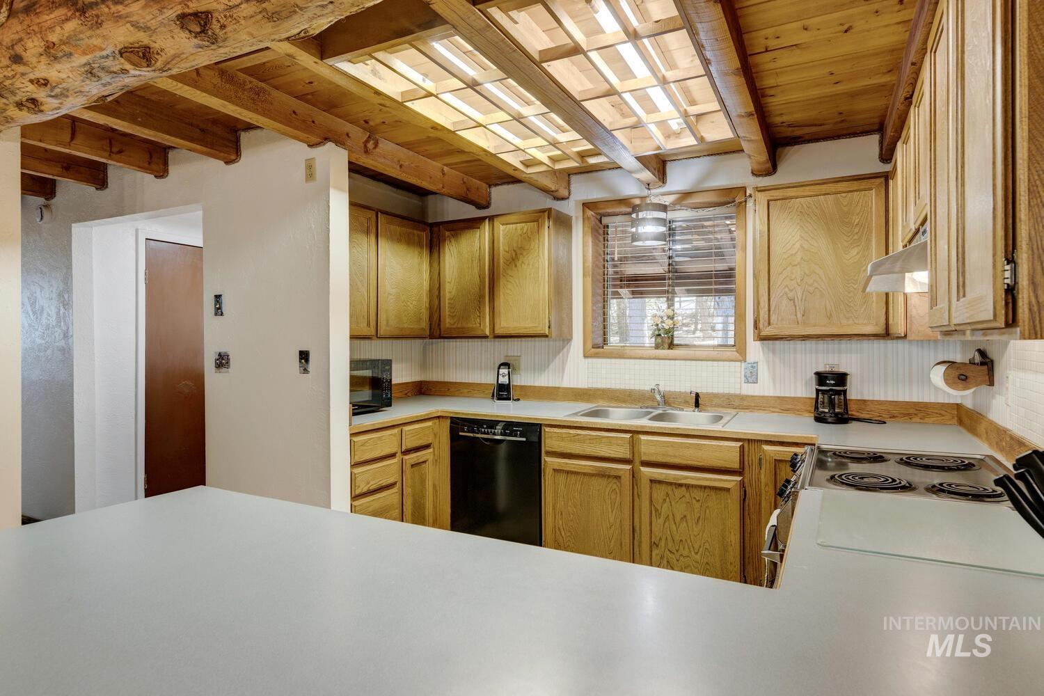 384 Rim View Rd Property Photo 12
