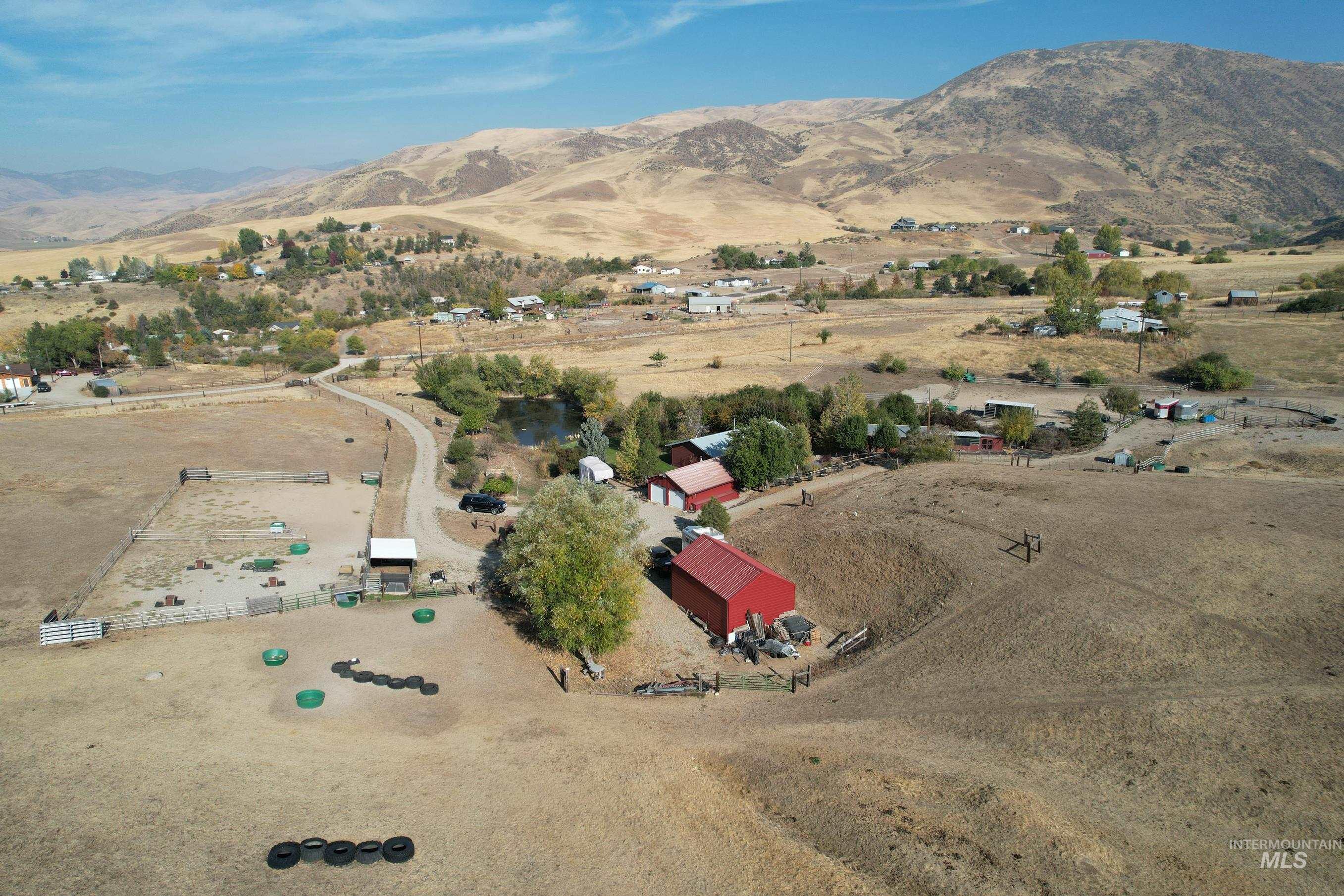 19 Hisaw Road Property Photo 3