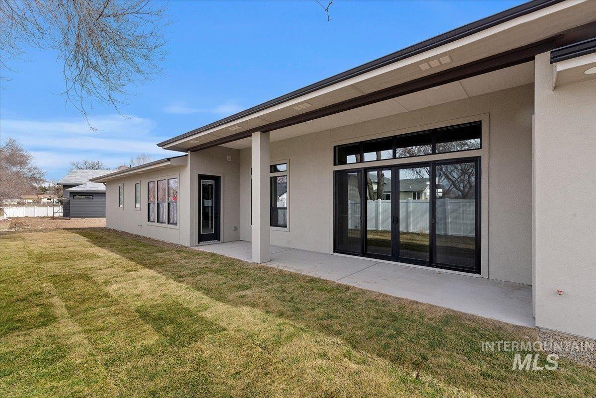 8475 W Mediterranean Ct. Property Photo 38