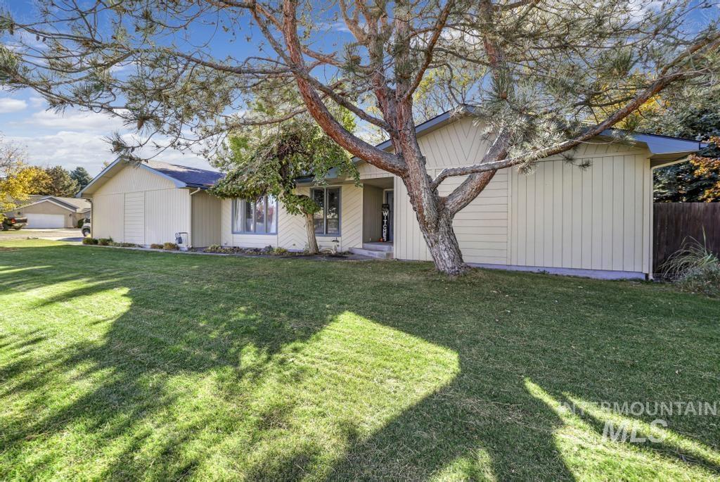 247 Edwards Dr Property Photo 3