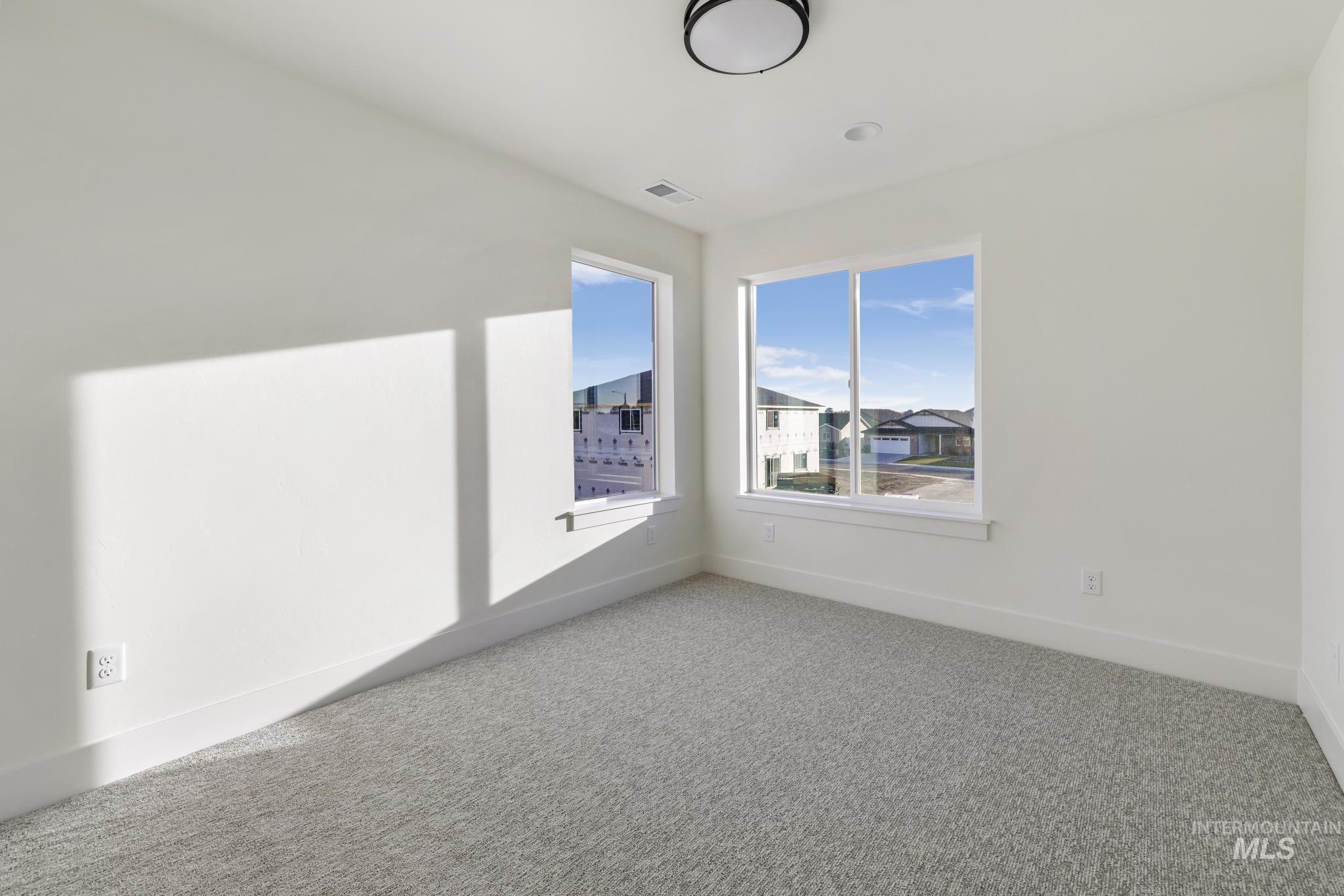 622/624 Cheri Ct. Property Photo 21