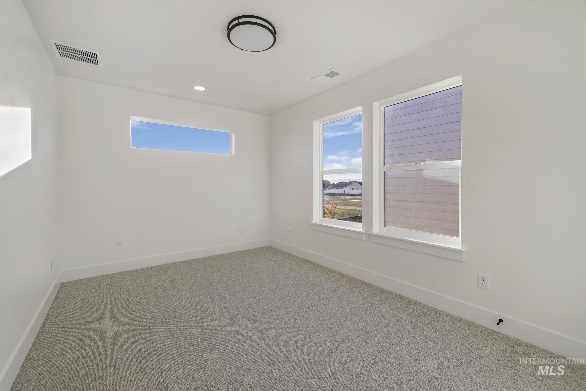 622/624 Cheri Ct. Property Photo 23