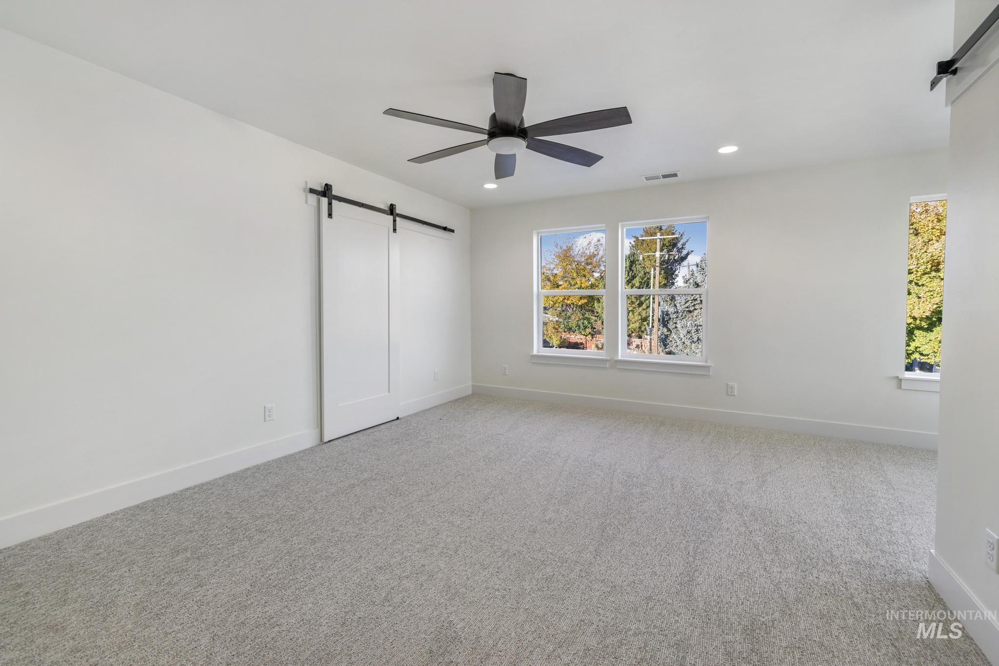 622/624 Cheri Ct. Property Photo 26