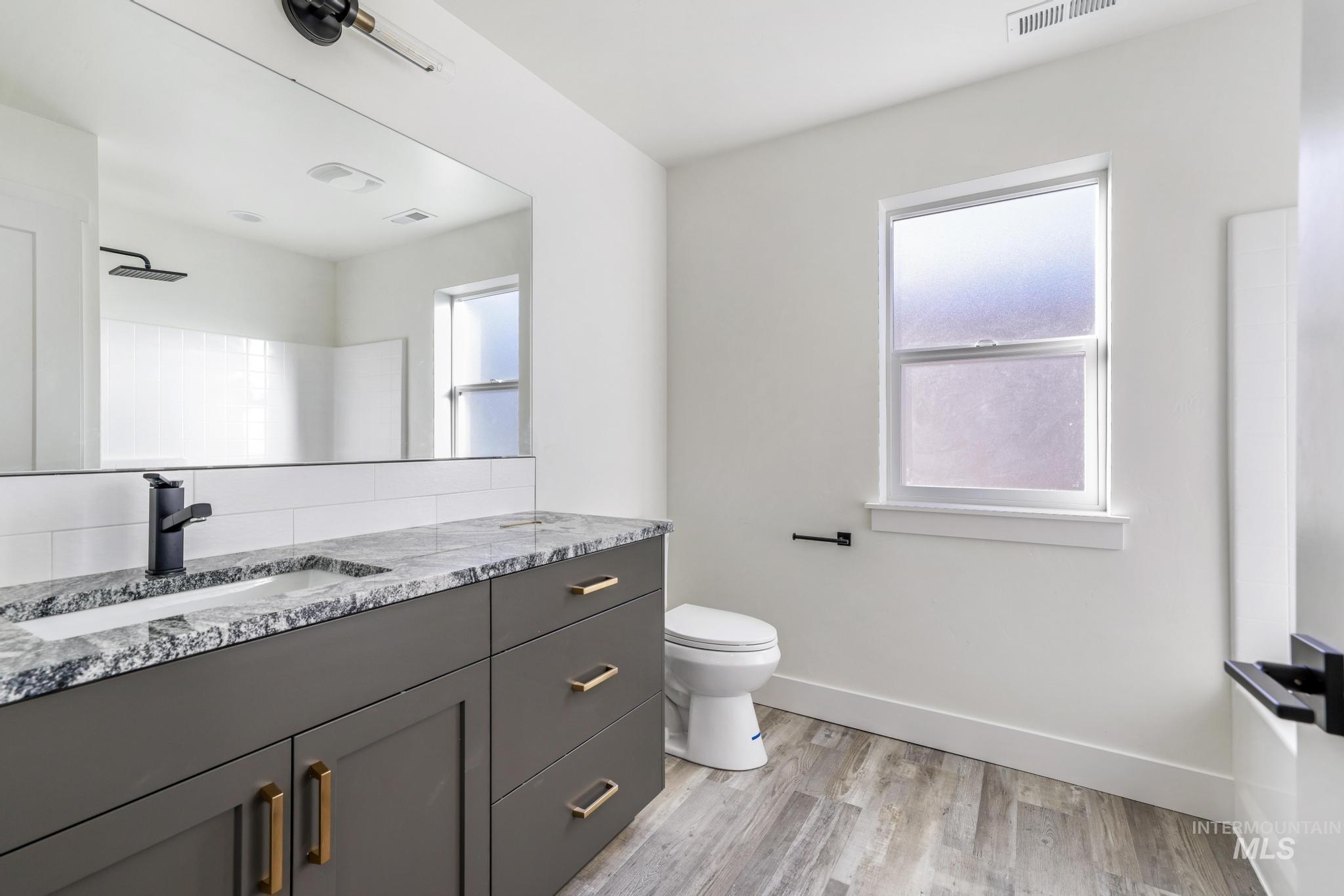622/624 Cheri Ct. Property Photo 40