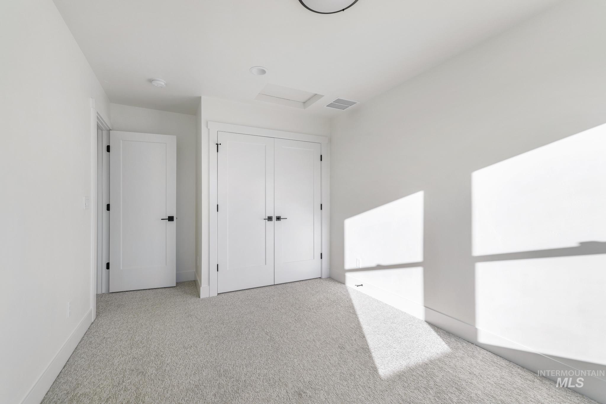 622/624 Cheri Ct. Property Photo 44