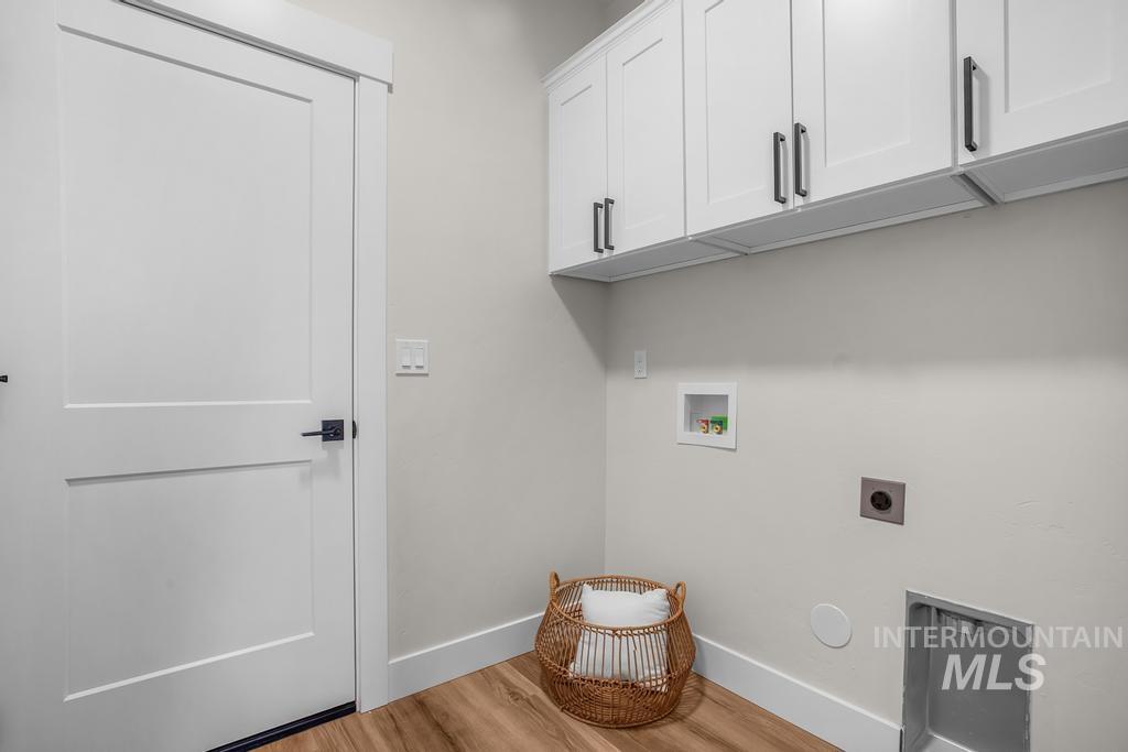1792 E Grayson Street Property Photo 24