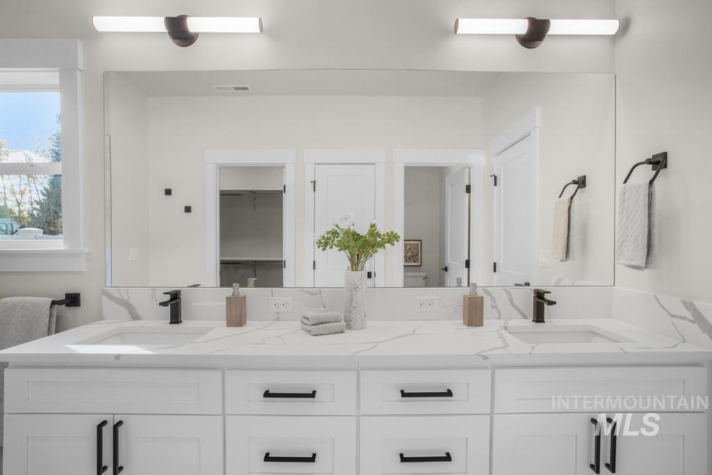 1792 E Grayson Street Property Photo 25