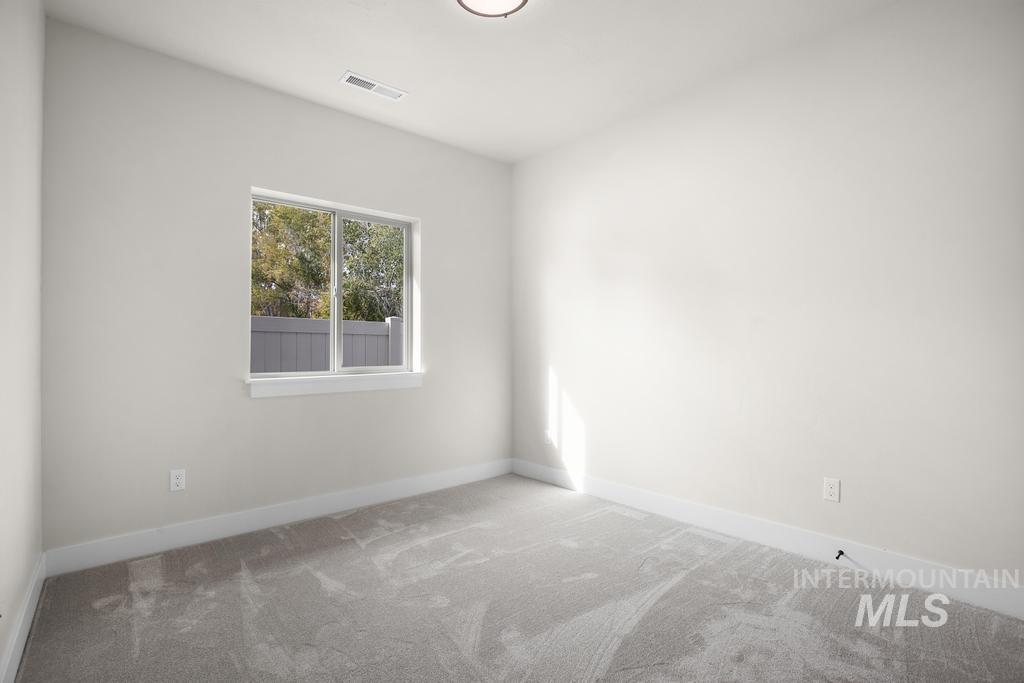 1792 E Grayson Street Property Photo 35