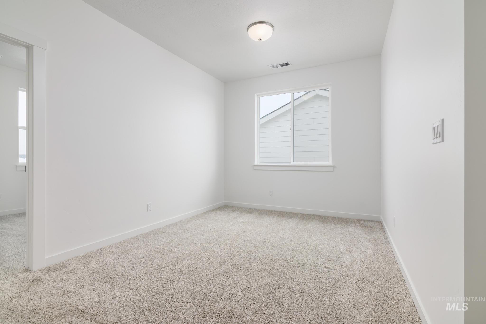 2114 W Gelding St. Property Photo 21
