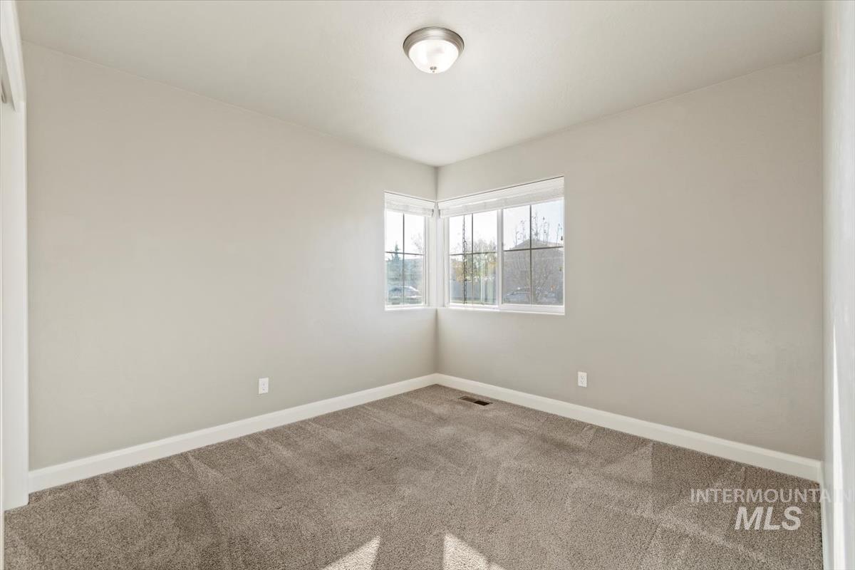 5584 W Los Flores St. Property Photo 34