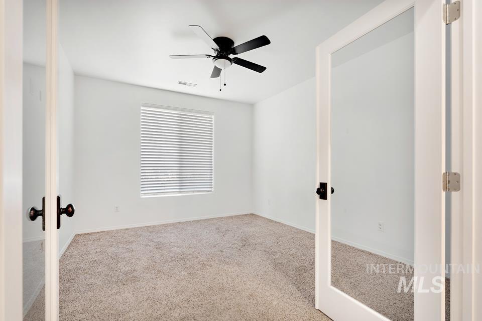 912 Donna Court Property Photo 15