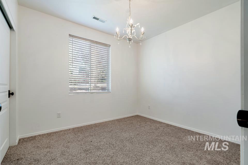 912 Donna Court Property Photo 18