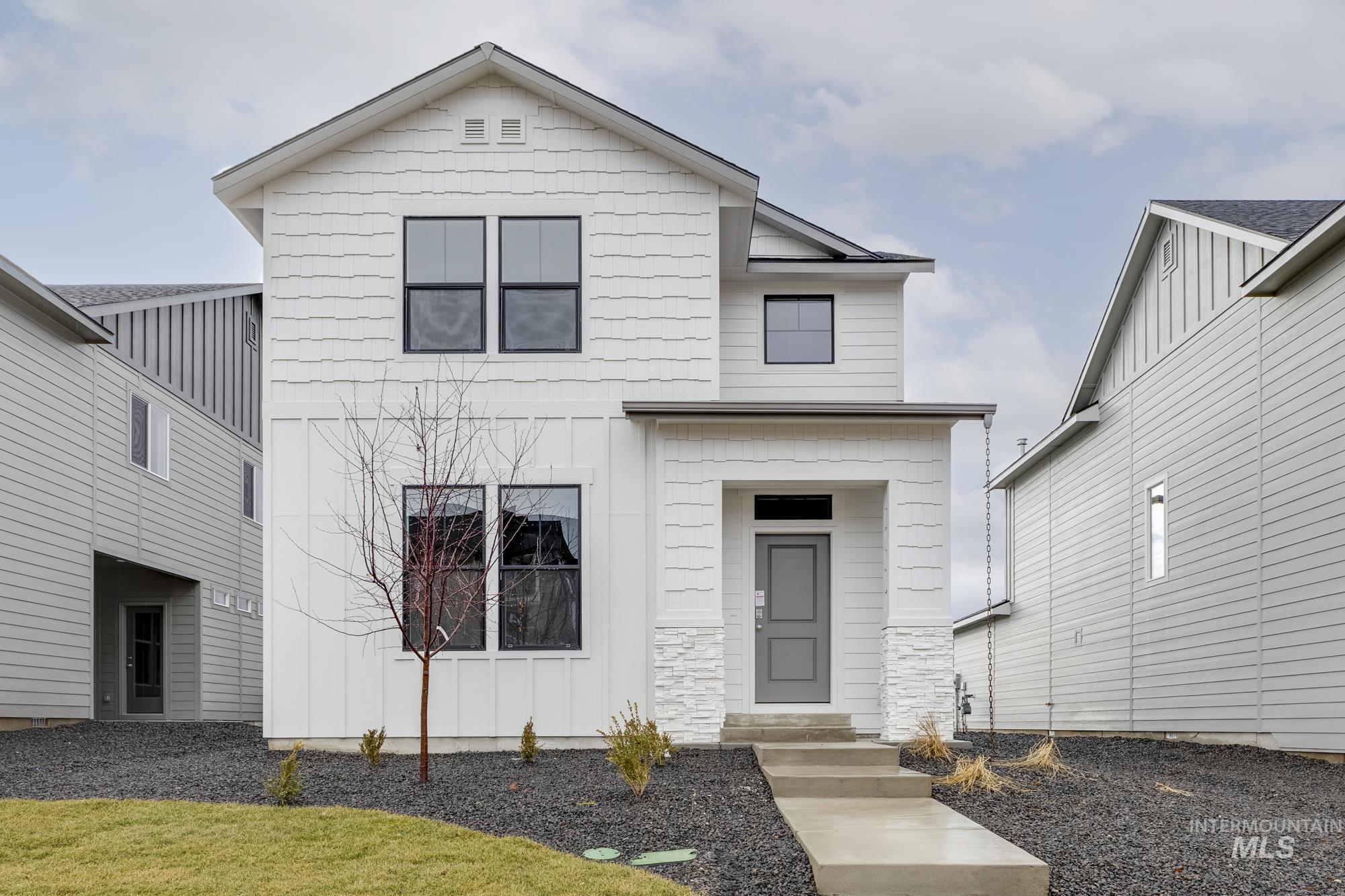 3612 W Meadowpine St Property Photo 1