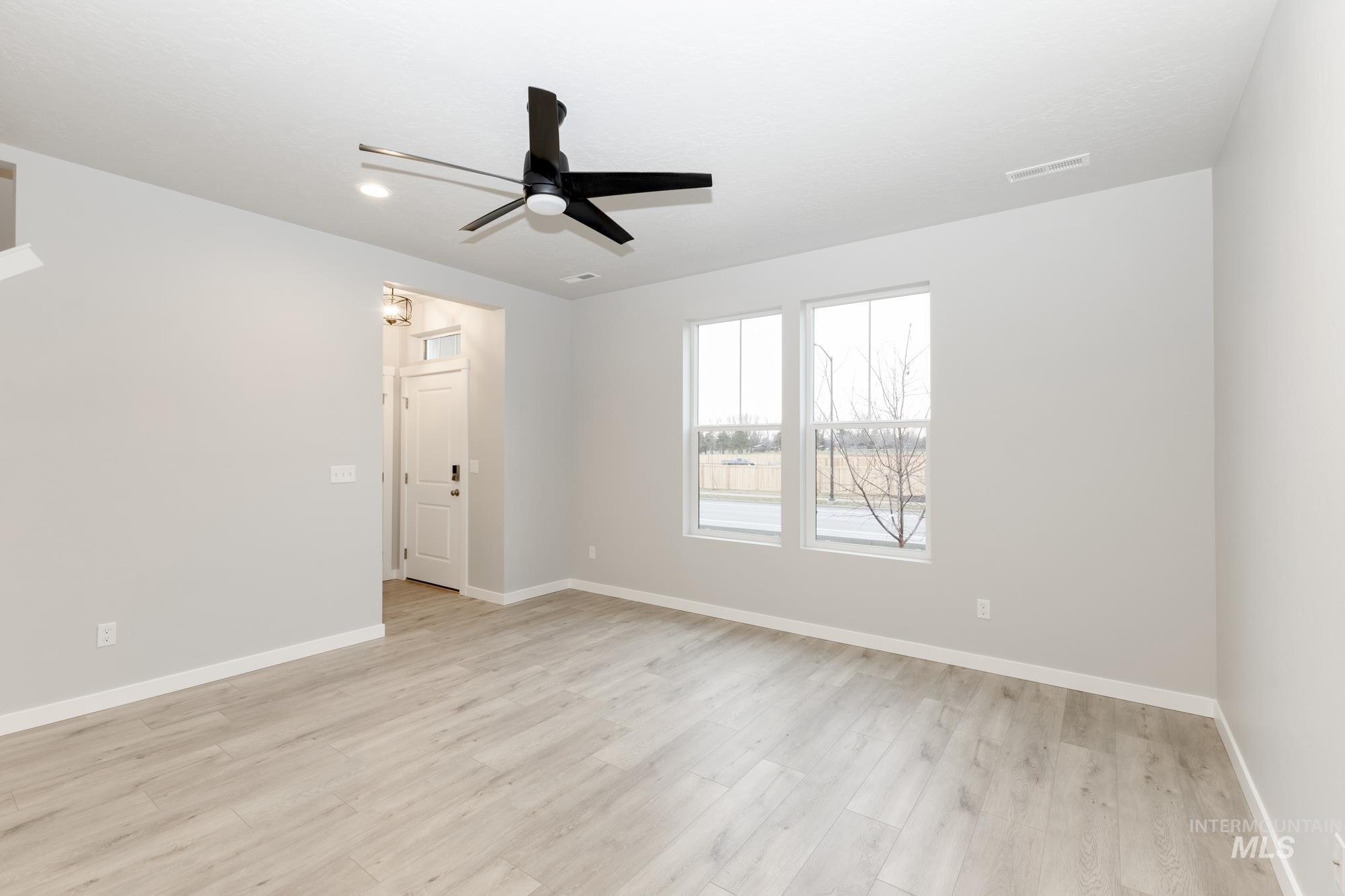 3612 W Meadowpine St Property Photo 2