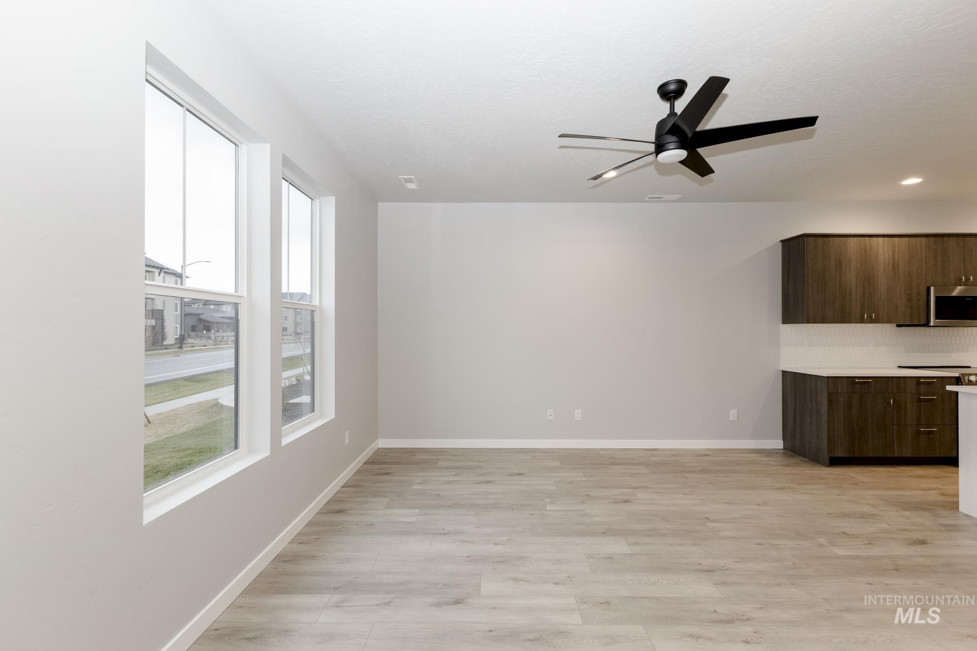 3612 W Meadowpine St Property Photo 6