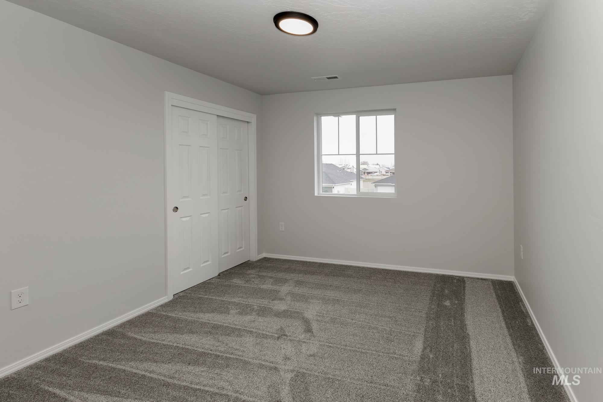217 Golden Citrine Ave Property Photo 12
