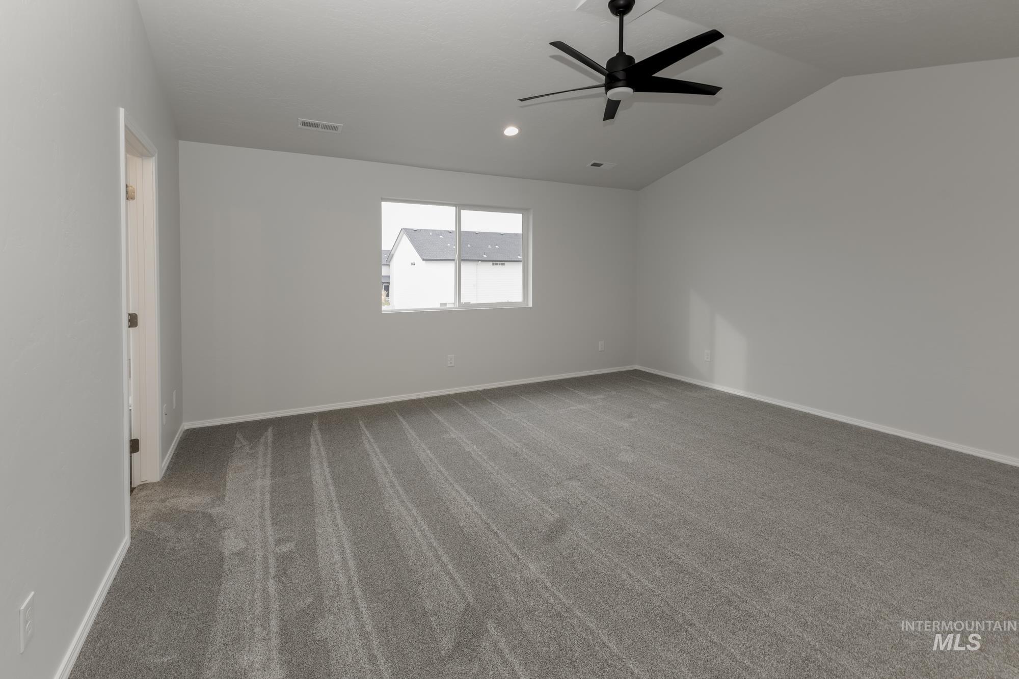 217 Golden Citrine Ave Property Photo 17