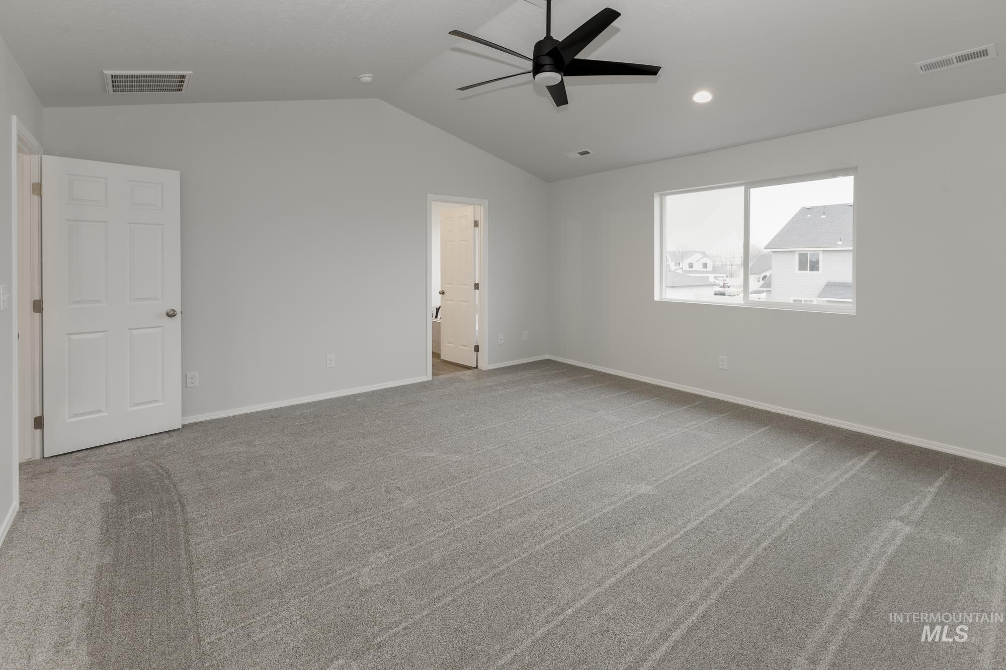 217 Golden Citrine Ave Property Photo 18